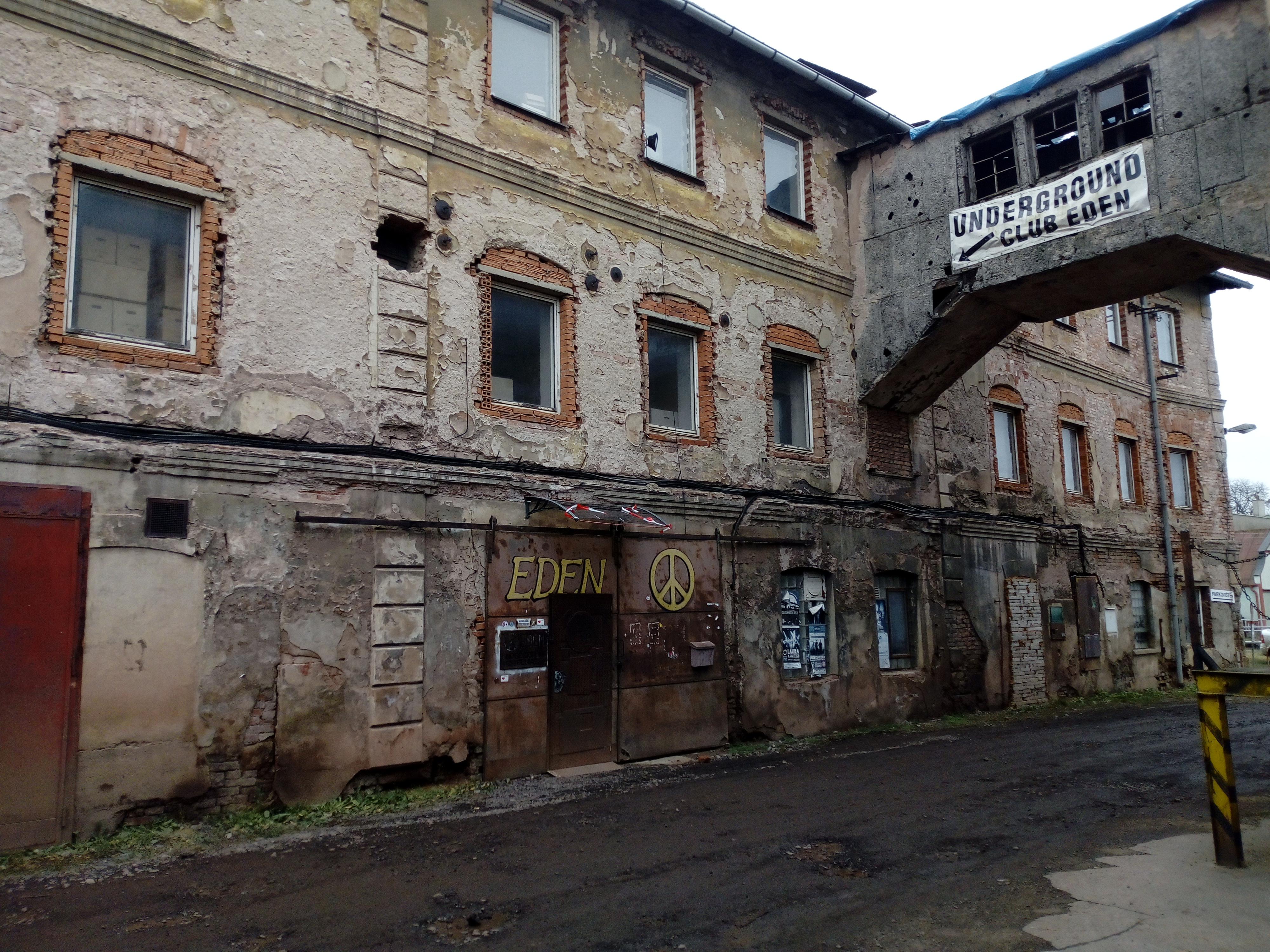 Undergroundový klub Eden foto 2