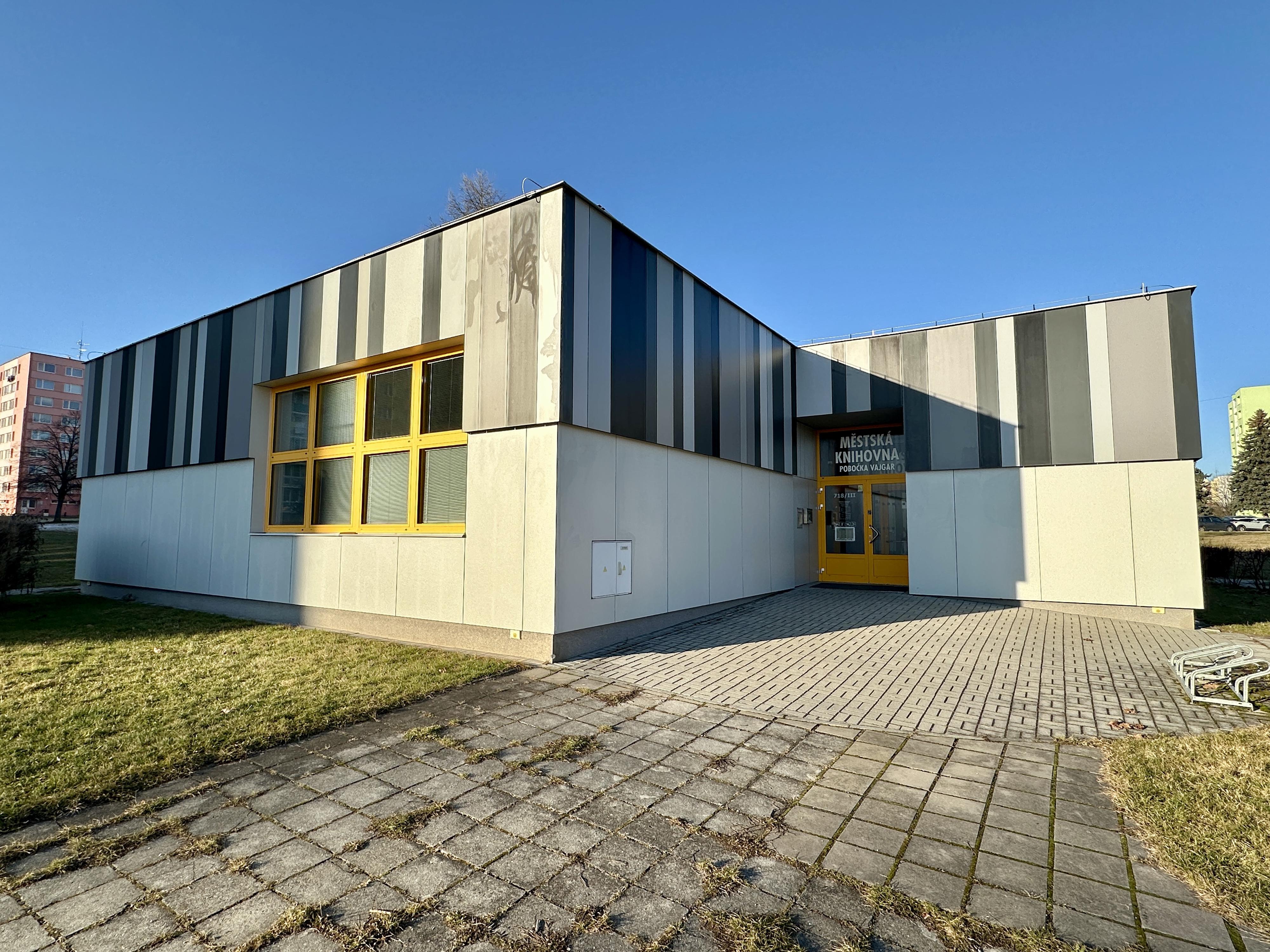 Městská knihovna Jindřichův Hradec foto 2