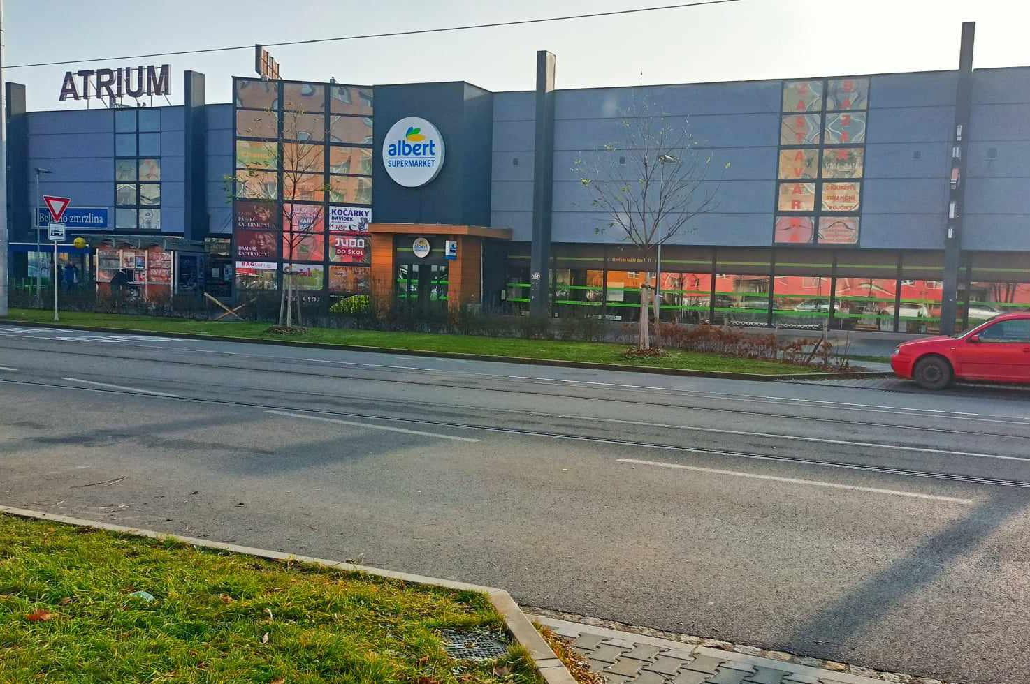 Atrium Finance - Zastavárna bazar