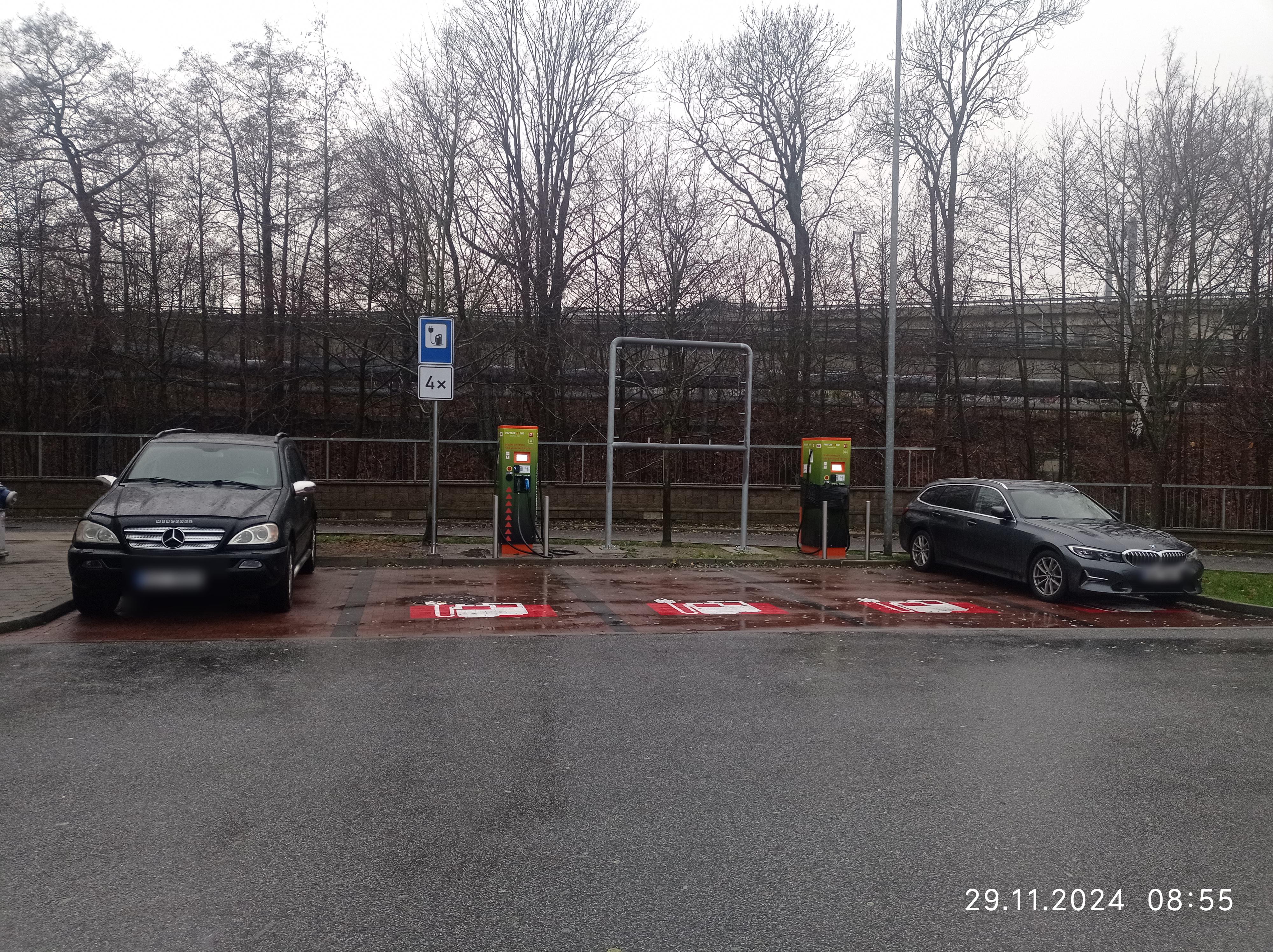 Dobíjecí stanice ČEZ