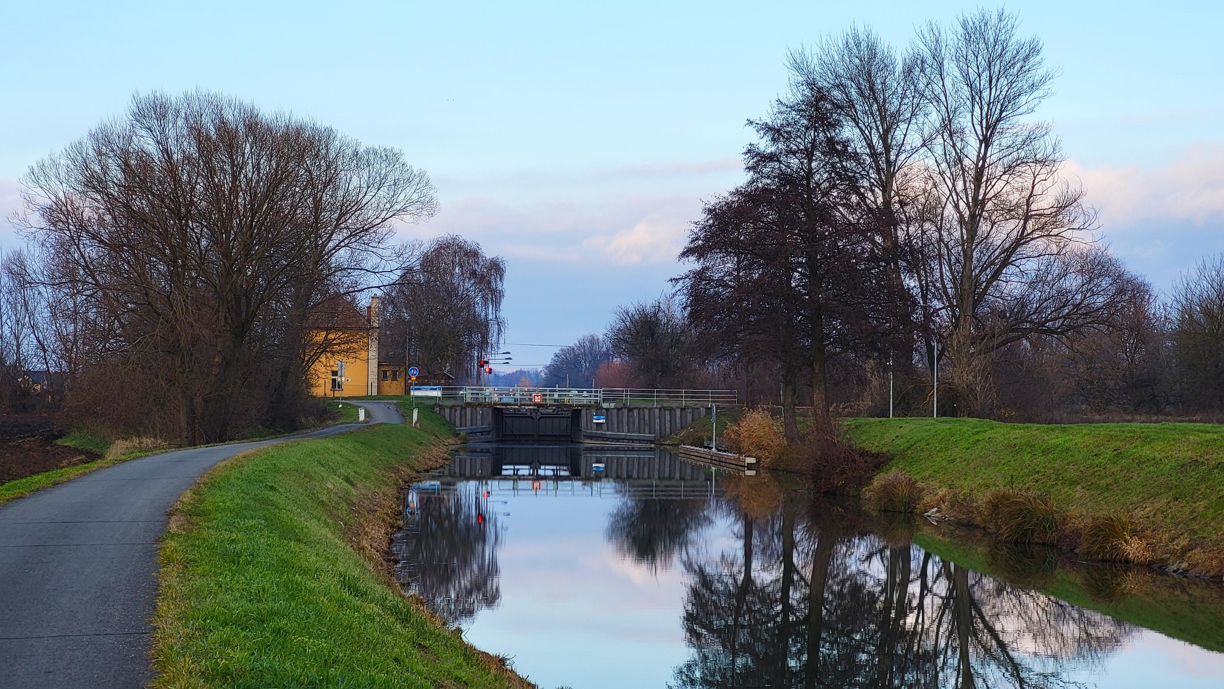 Plavební komora Babice foto 5