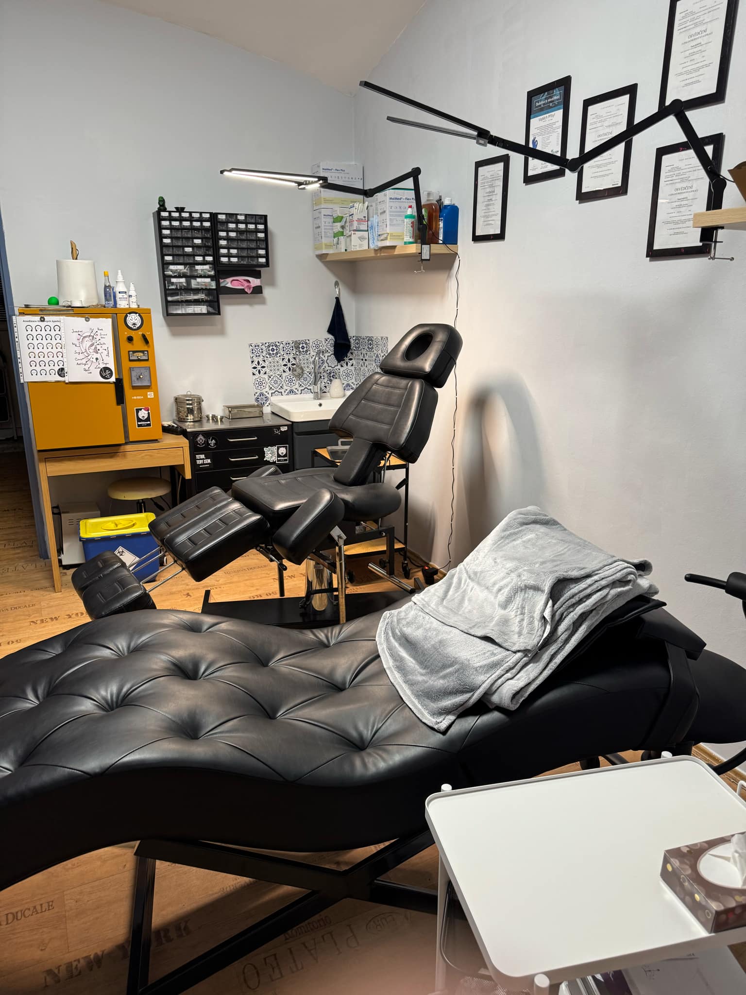 Moonlight salon foto 3