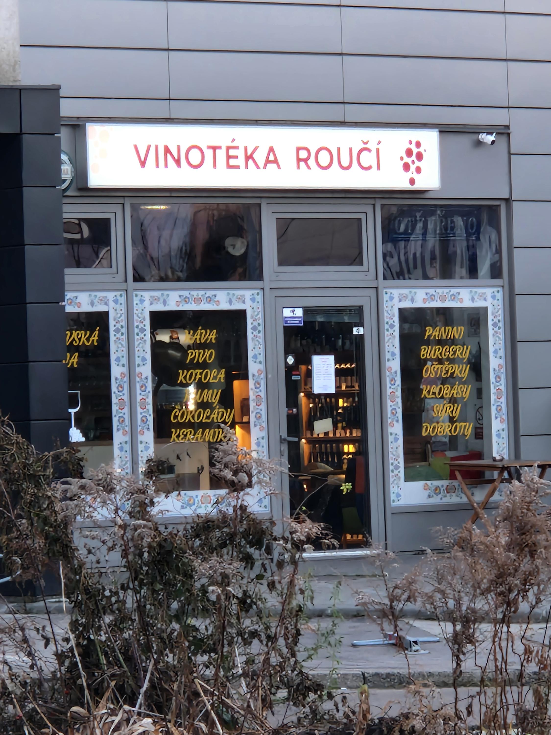Vinotéka Roučí foto 2