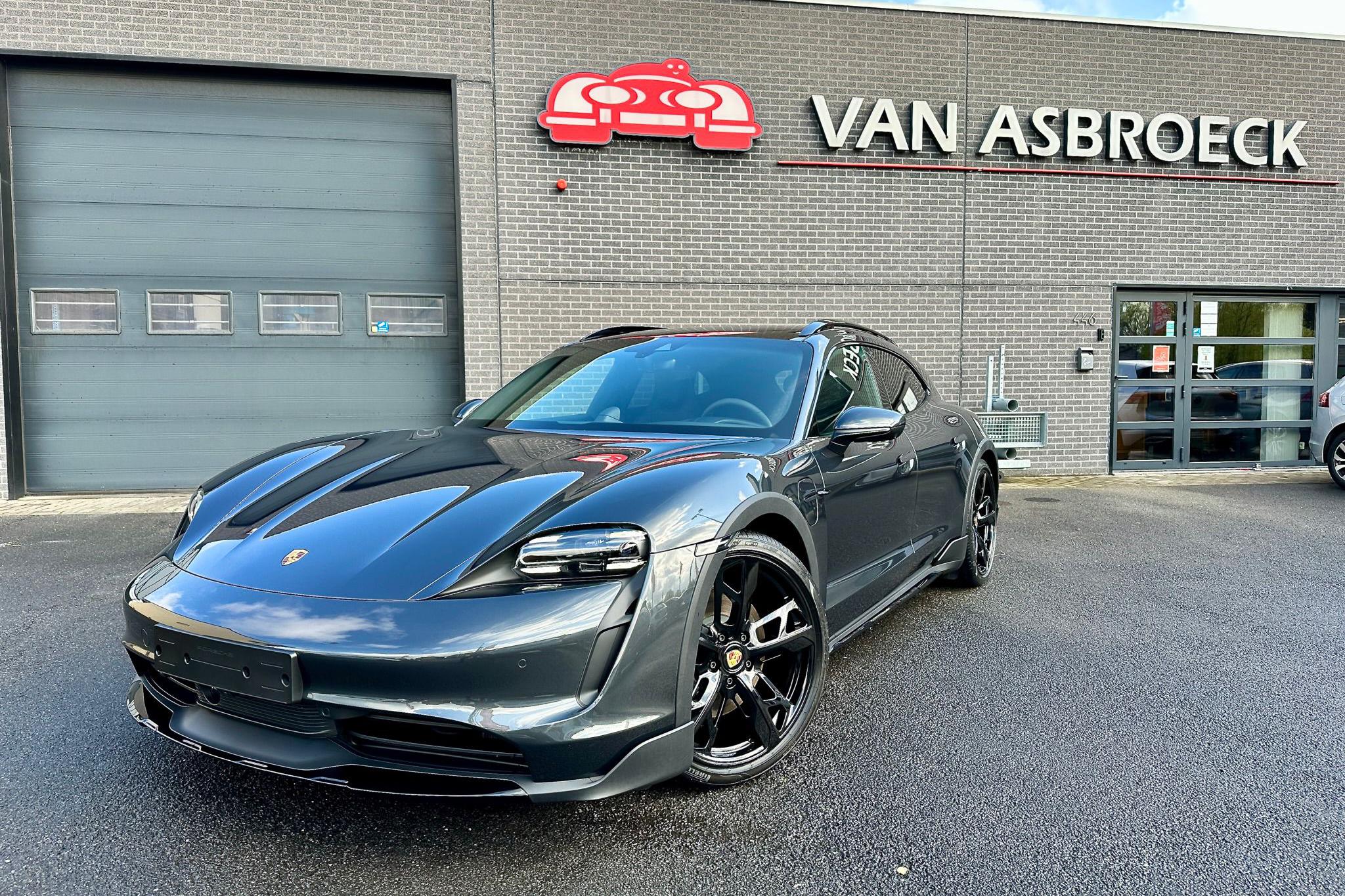 Porsche taycan cross turismo 4s, 600 koní , 4x4