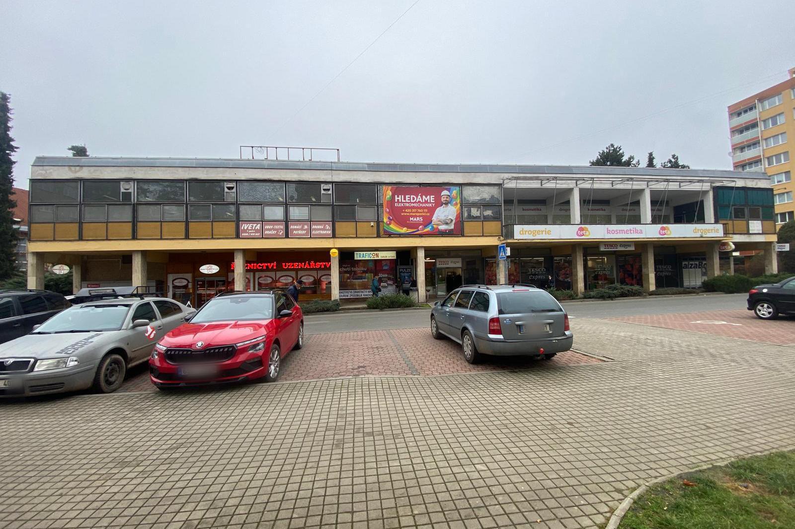 Obchodní dům ZÁŘ