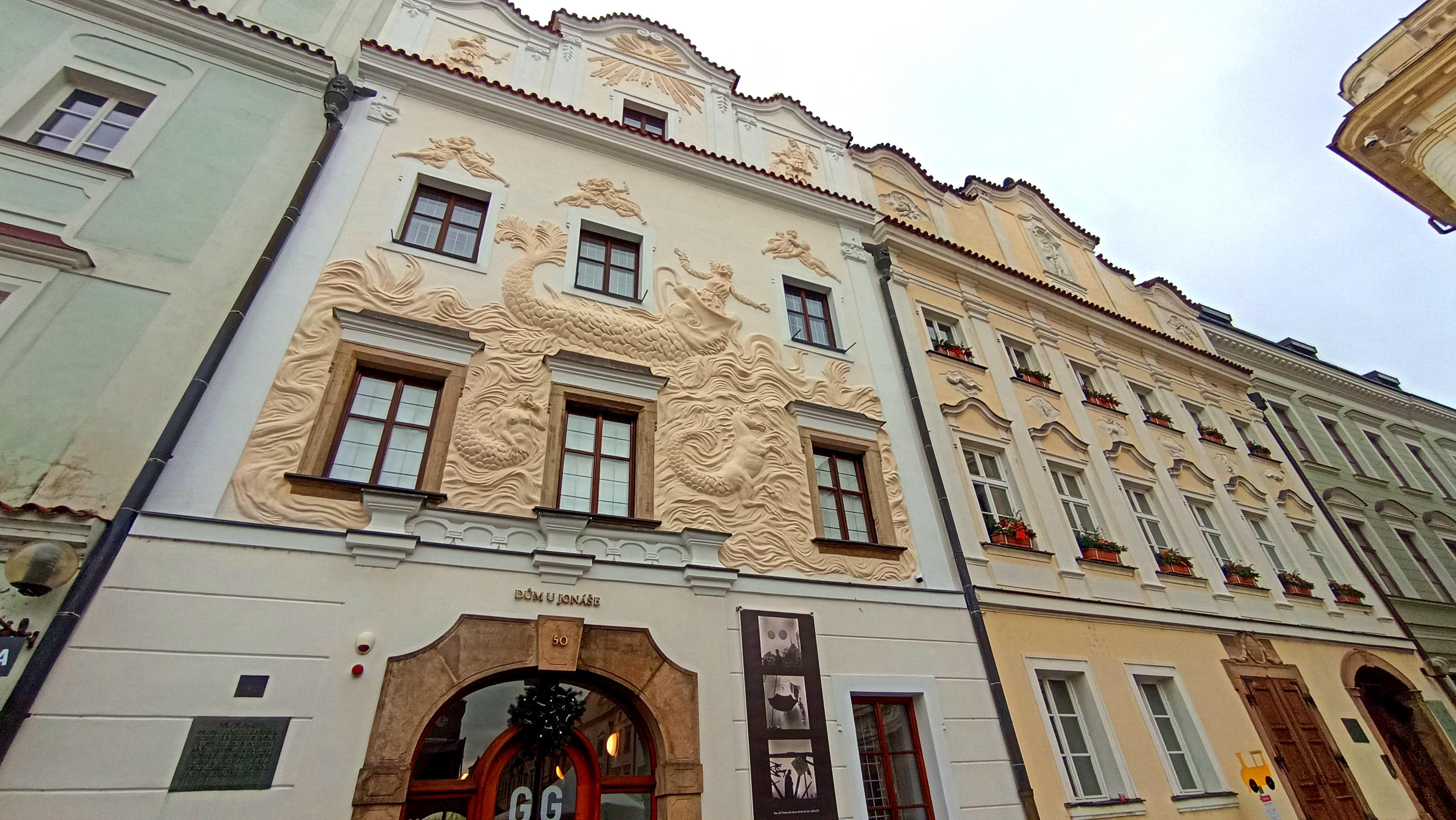 Gočárova galerie - Dům U Jonáše foto 4
