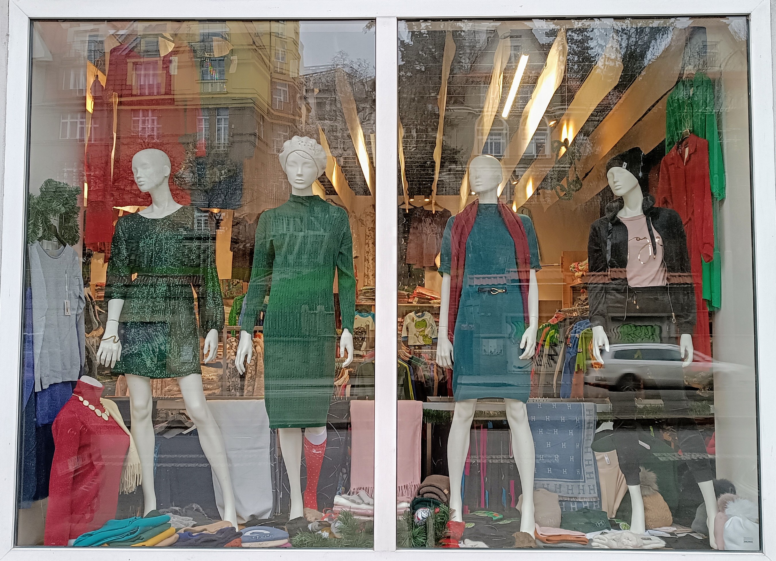 ASTORINO FASHION foto 2