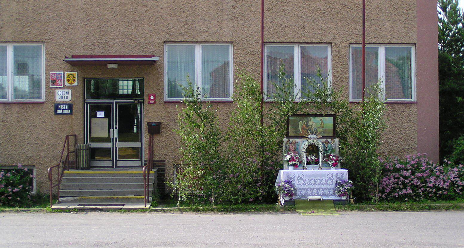 Bory - obecní úřad foto 2