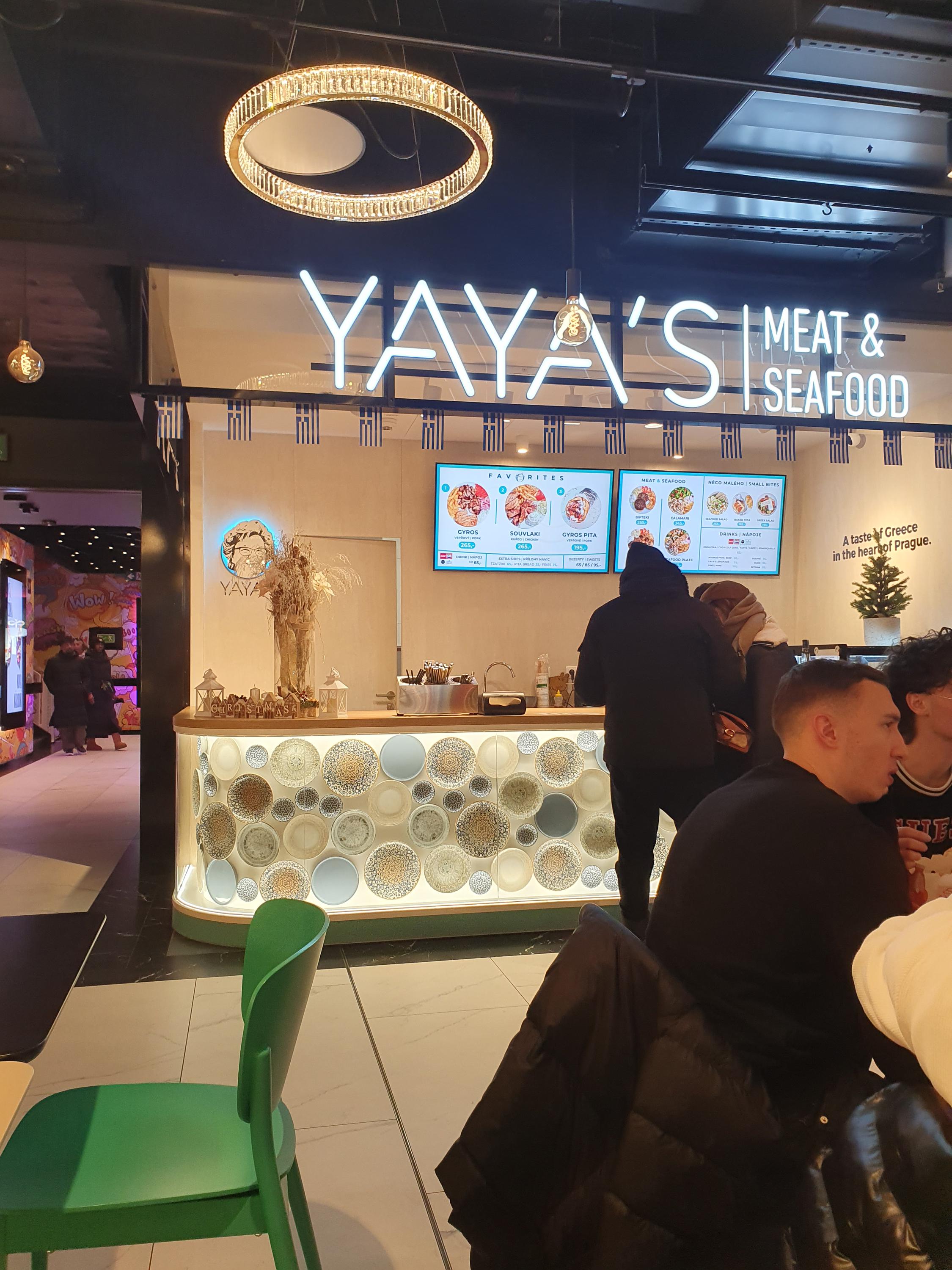 YAYA’s Meat & Seafood foto 2