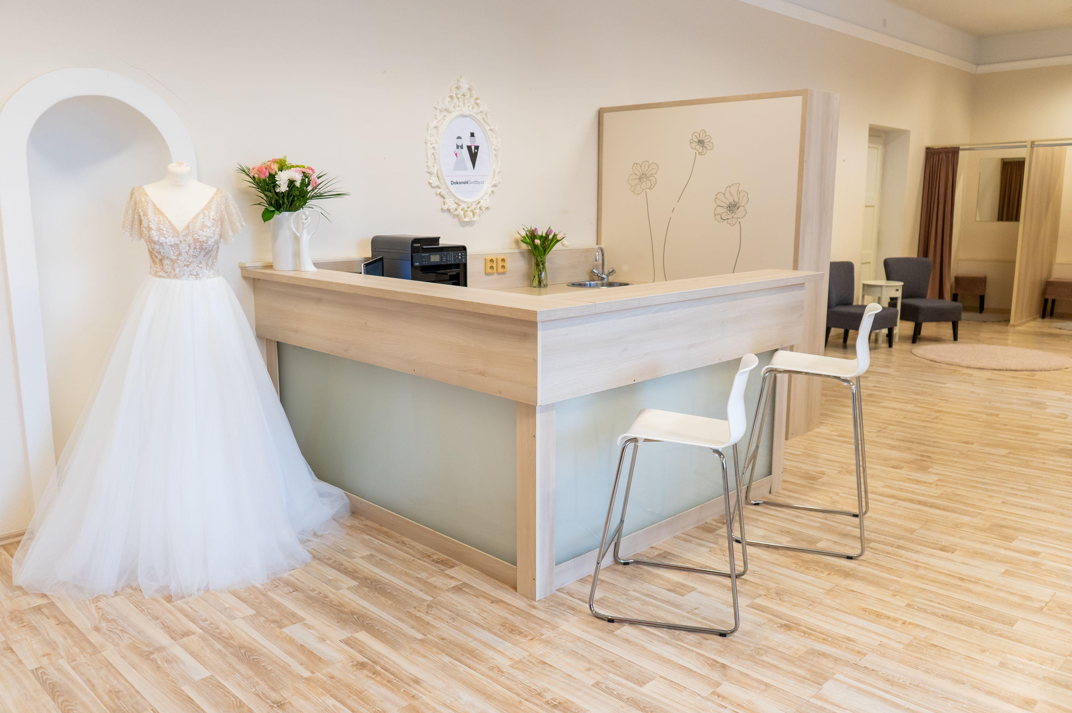 DOKONALÉ SVATBY - SVATEBNÍ SALON - SVATEBNÍ AGENTURA