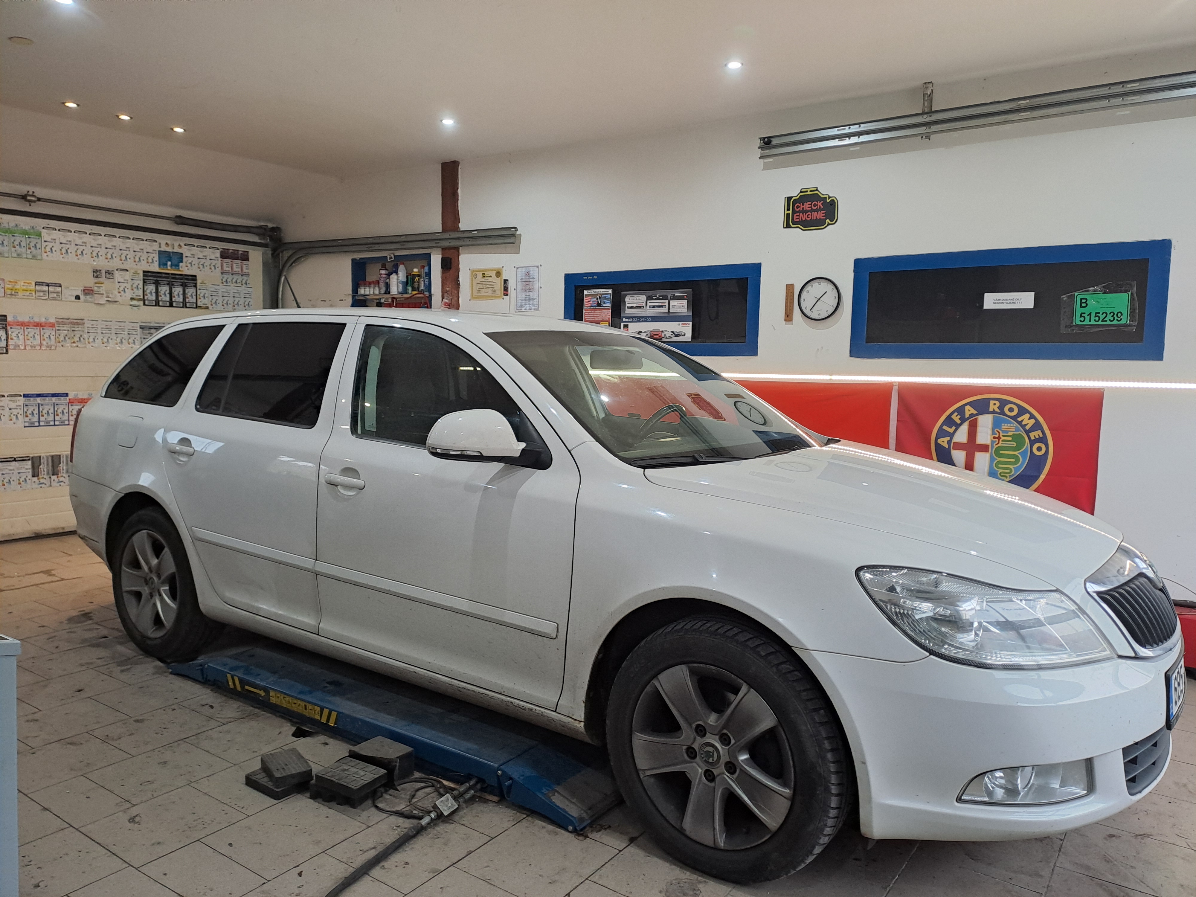 Tónování autoskel