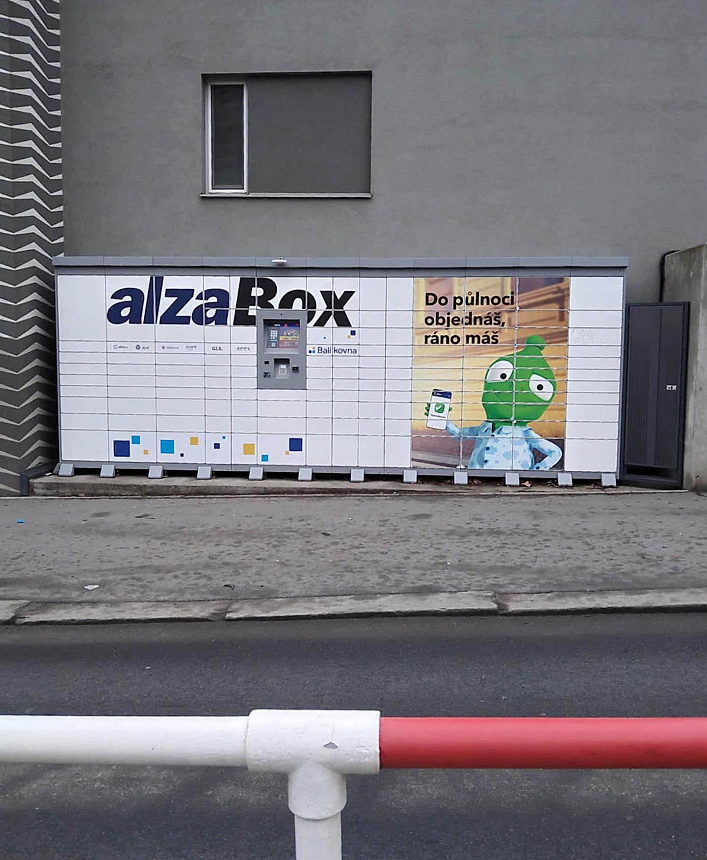 AlzaBox foto 2