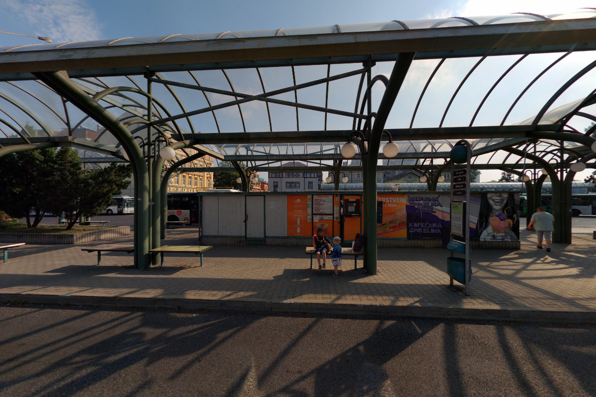 Občerstvení na autobusáku