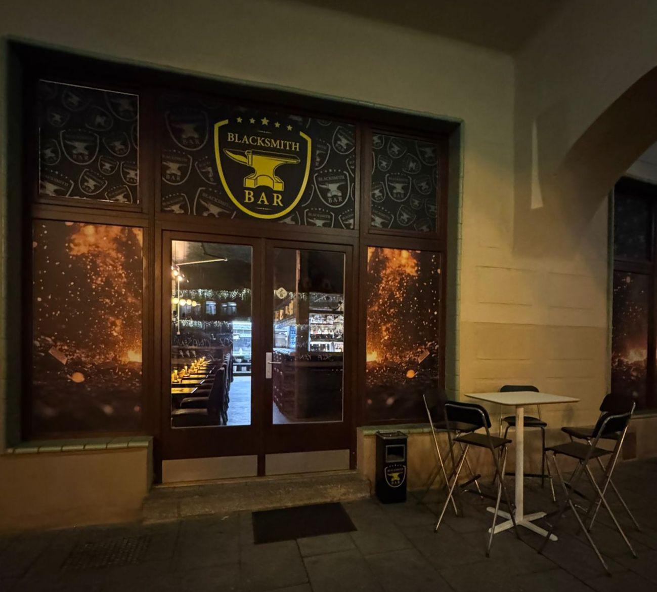 Blacksmith Bar foto 2
