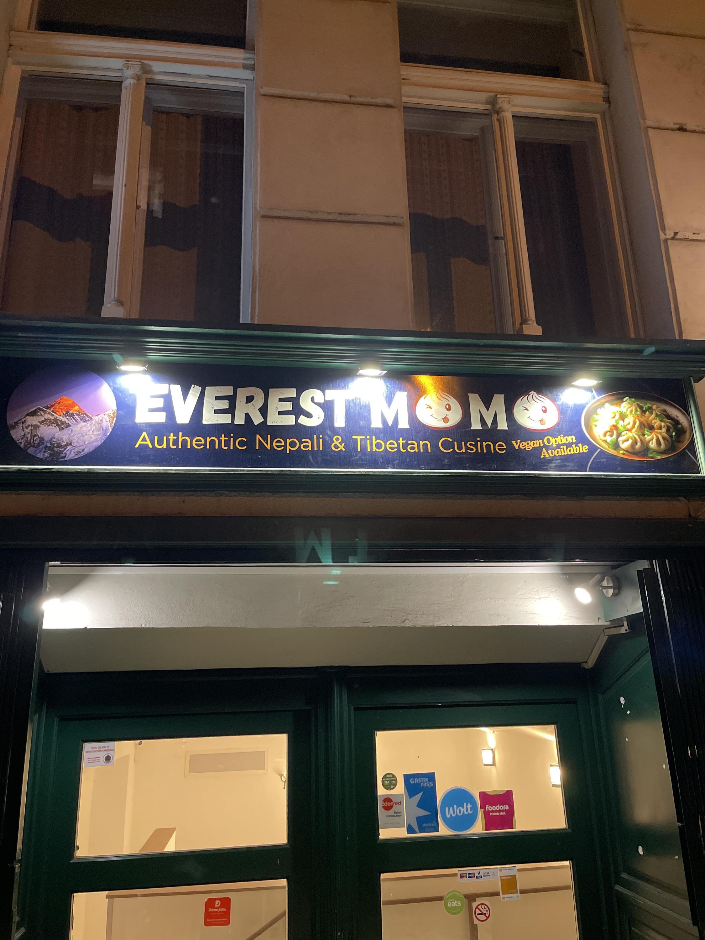 Everest MoMo foto 4