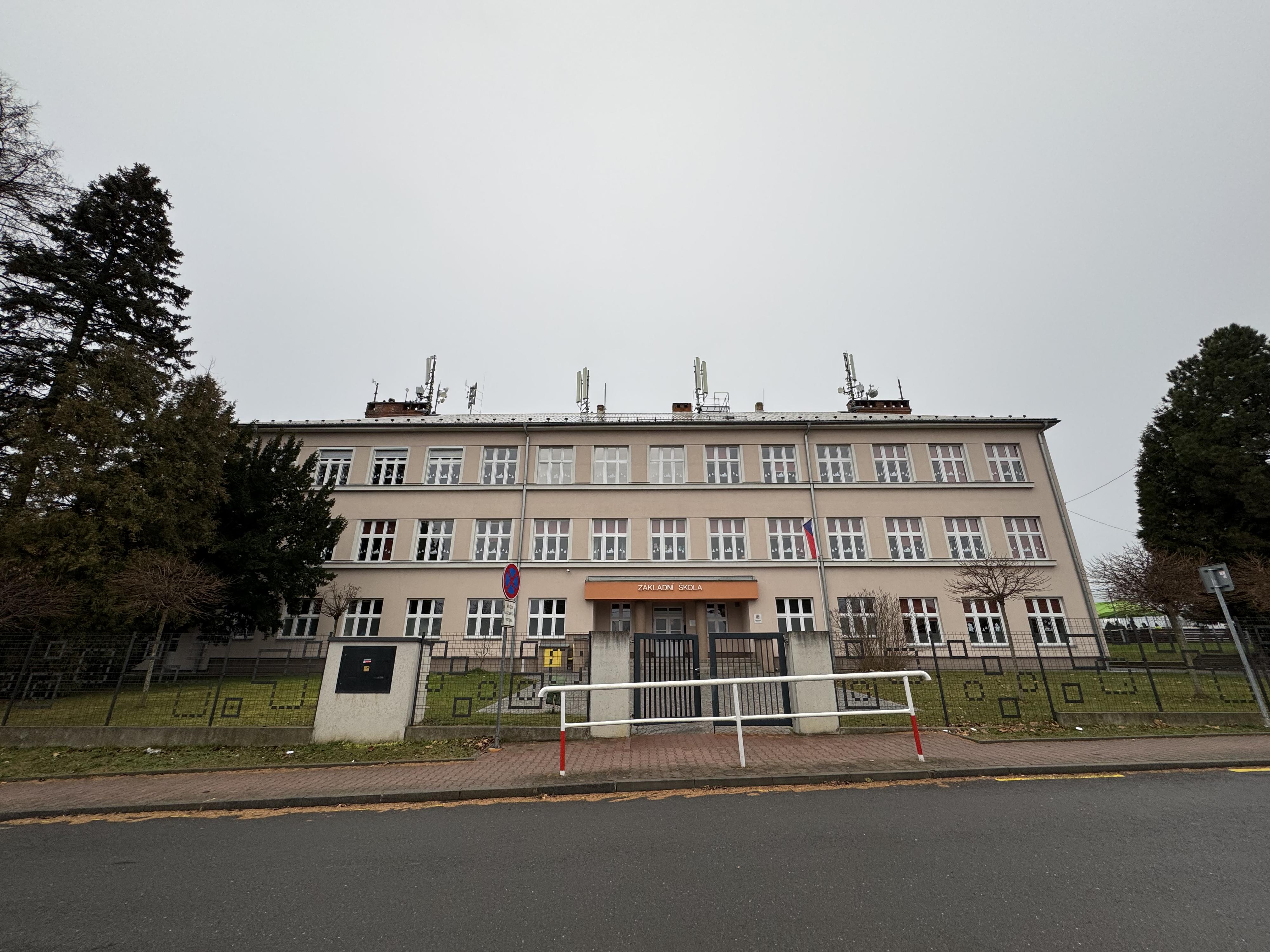 ZŠ a MŠ Ostrava-Hošťálkovice foto 6