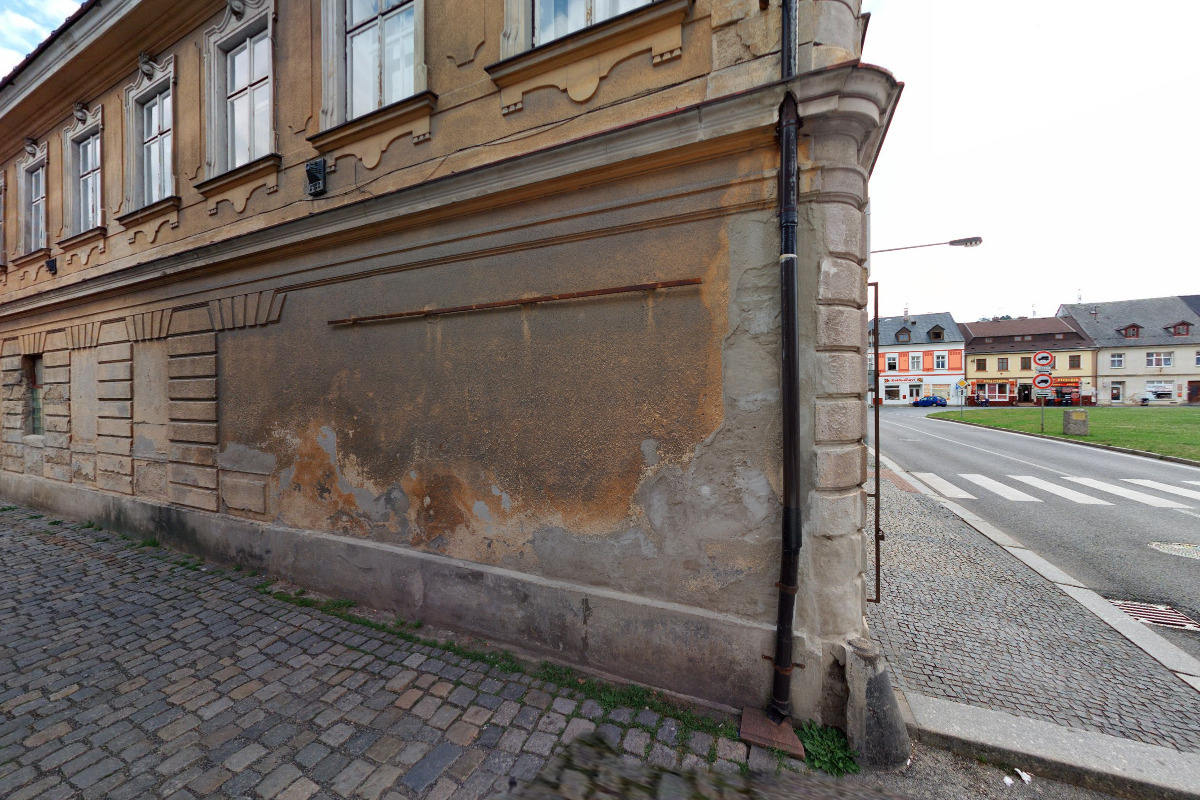 Potraviny náměstí 1. máje