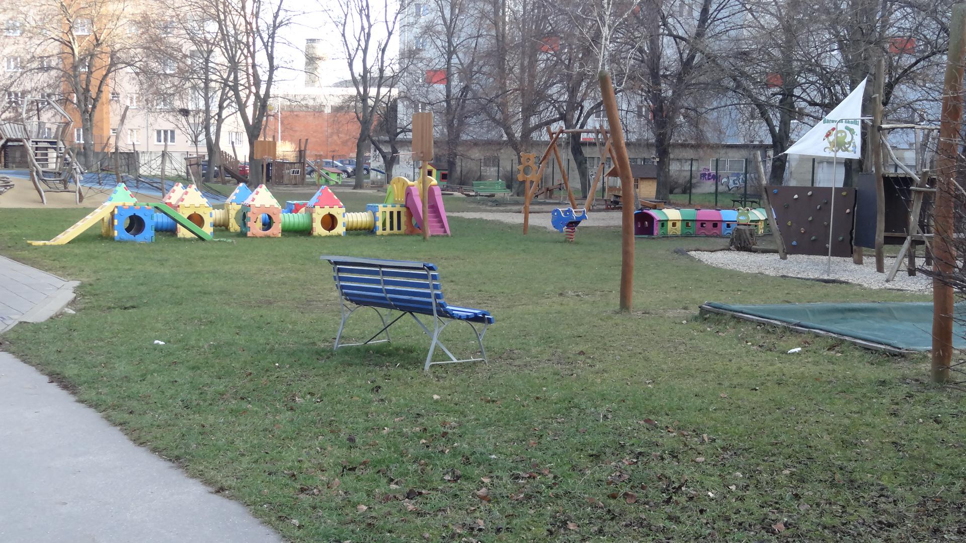 MŠ Brno, Nádvorní foto 5