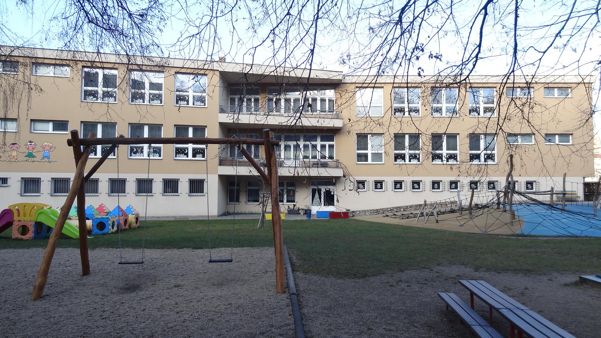 MŠ Brno, Nádvorní