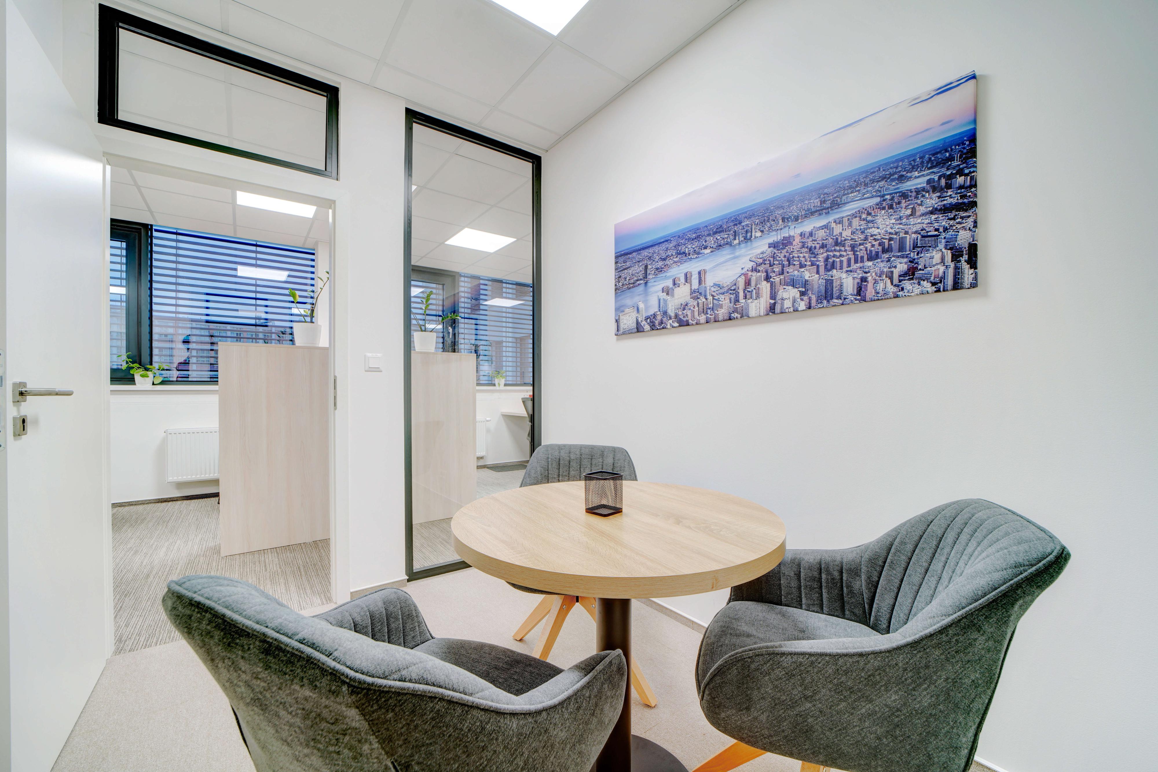 Roman Gajdošík, Finance - Reality - Energie foto 3