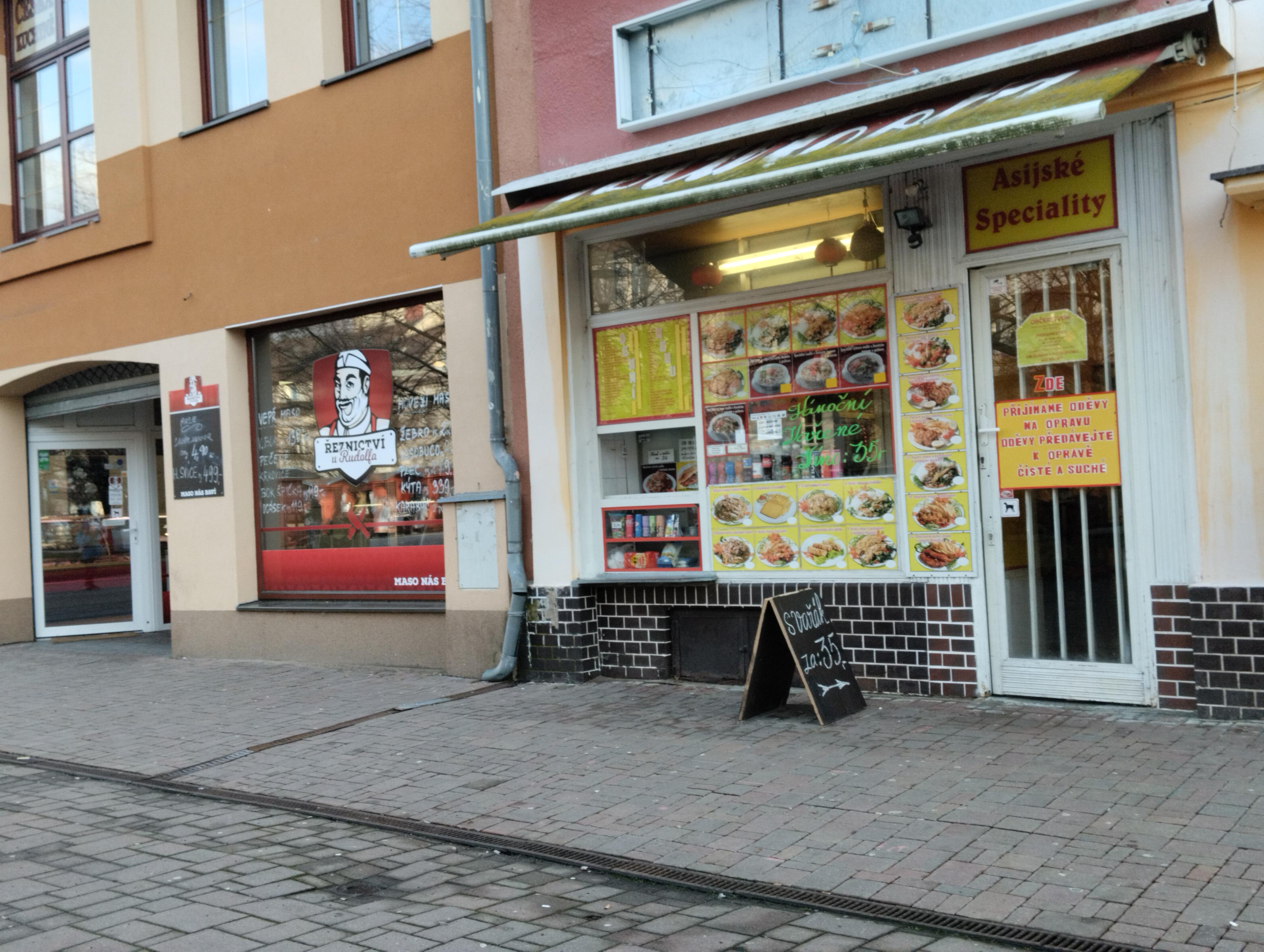 Asijská restaurace restaurace Náměstí míru 171