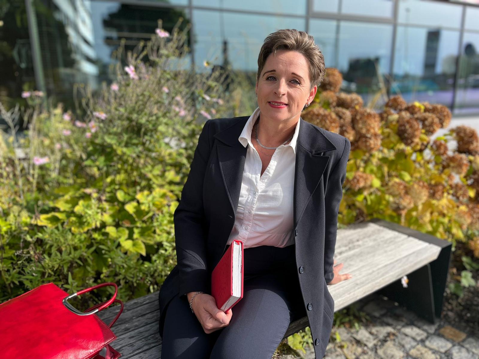 Lenka Lukášová - finanční poradce foto 3