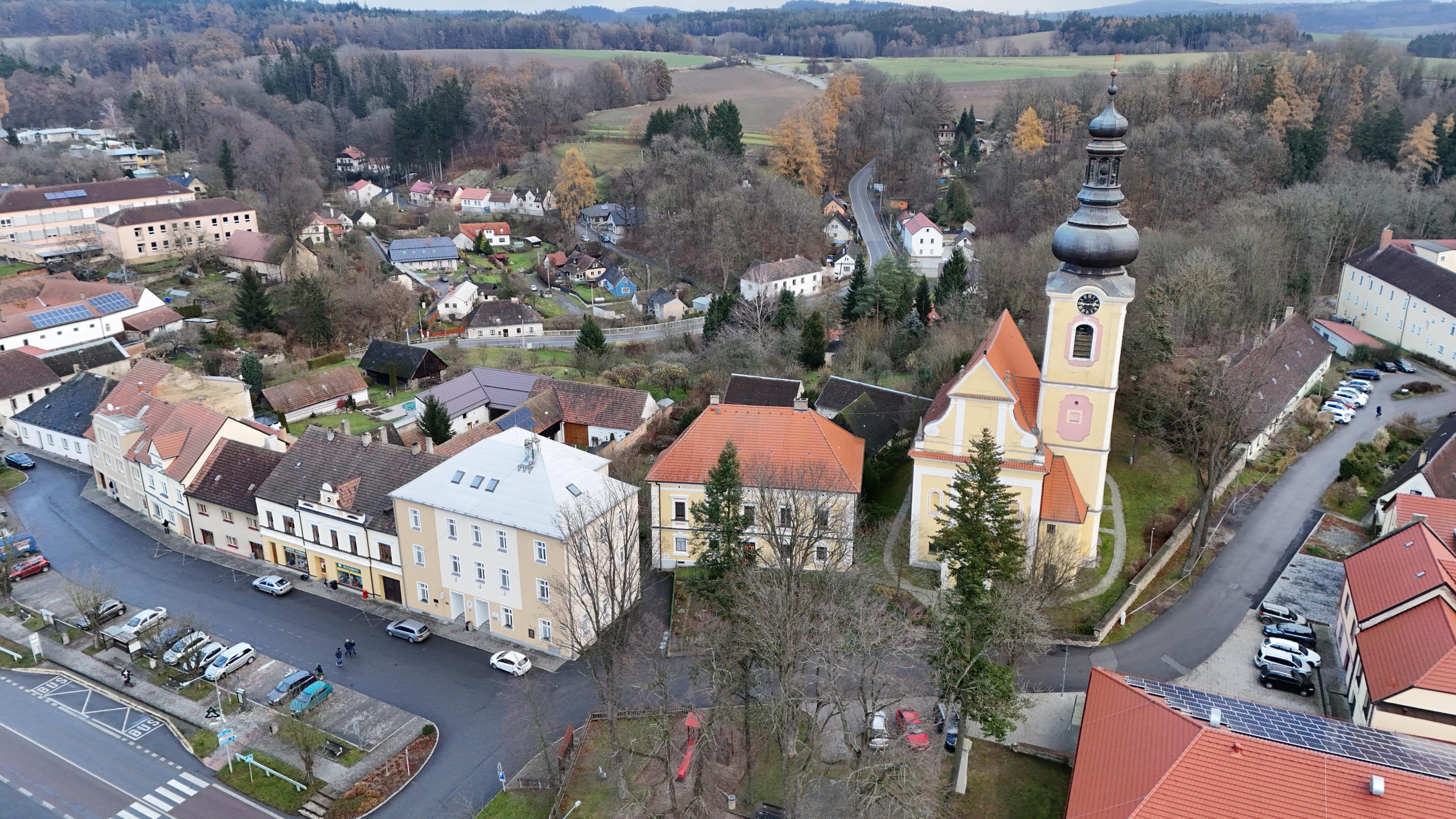Chýnov - městský úřad foto 5