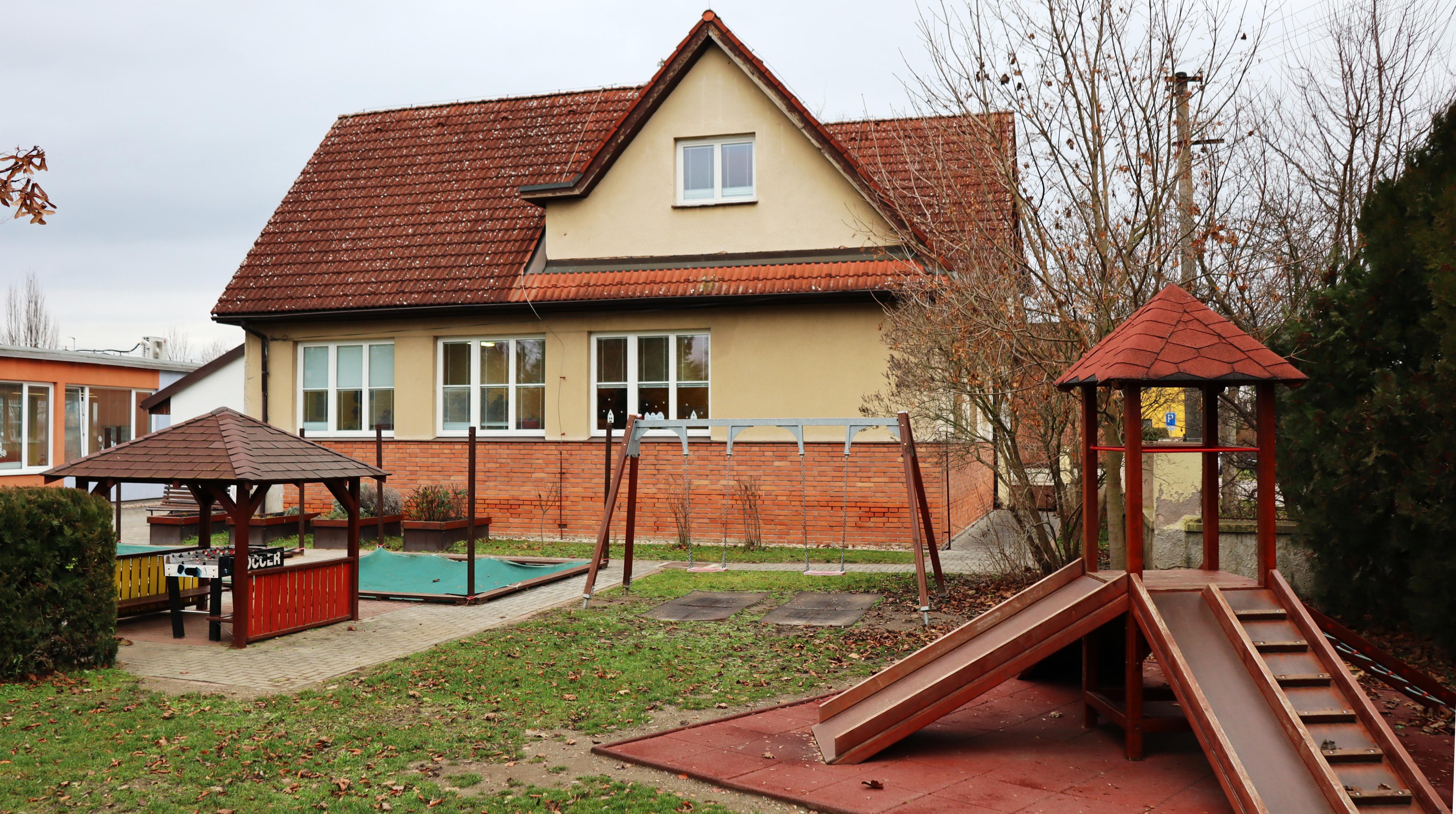 MŠ Duha Pardubice, Pražská foto 2