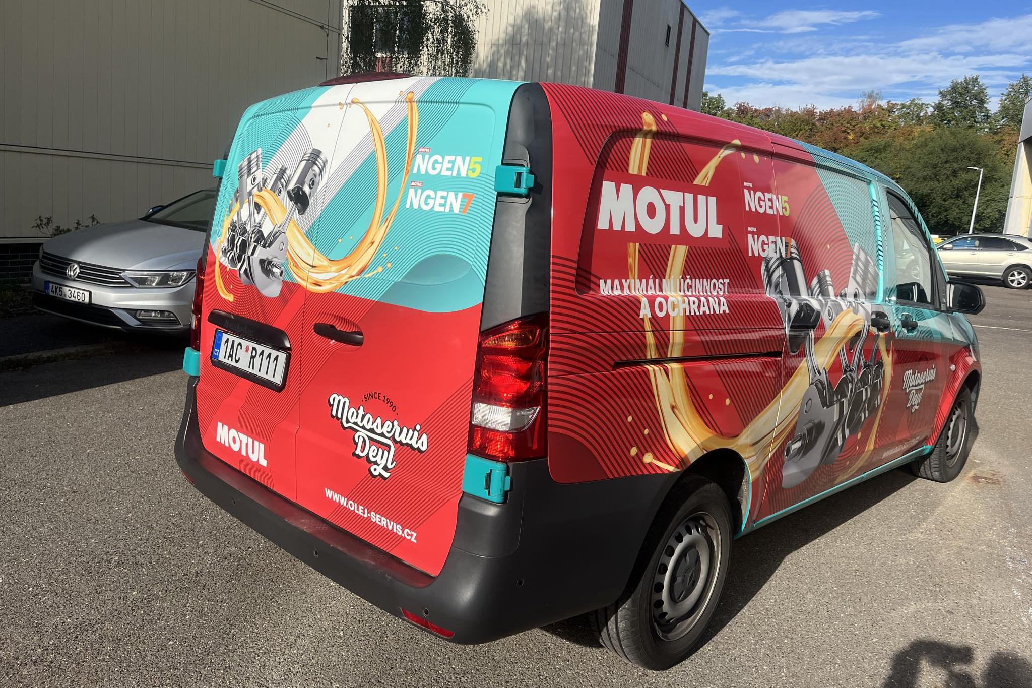 Polep aut po celé ČR