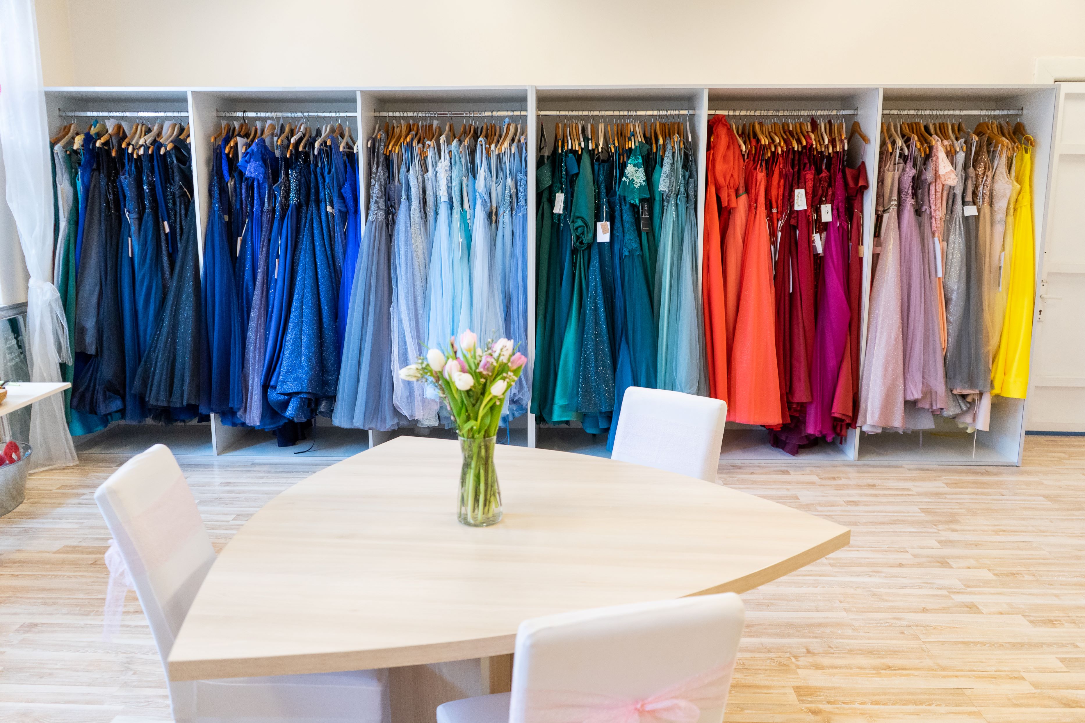 DOKONALÉ SVATBY - SVATEBNÍ SALON - SVATEBNÍ AGENTURA foto 2