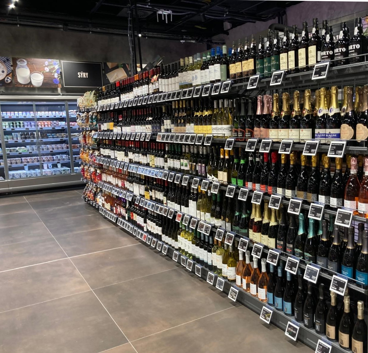 DELMART Westfield Chodov foto 4