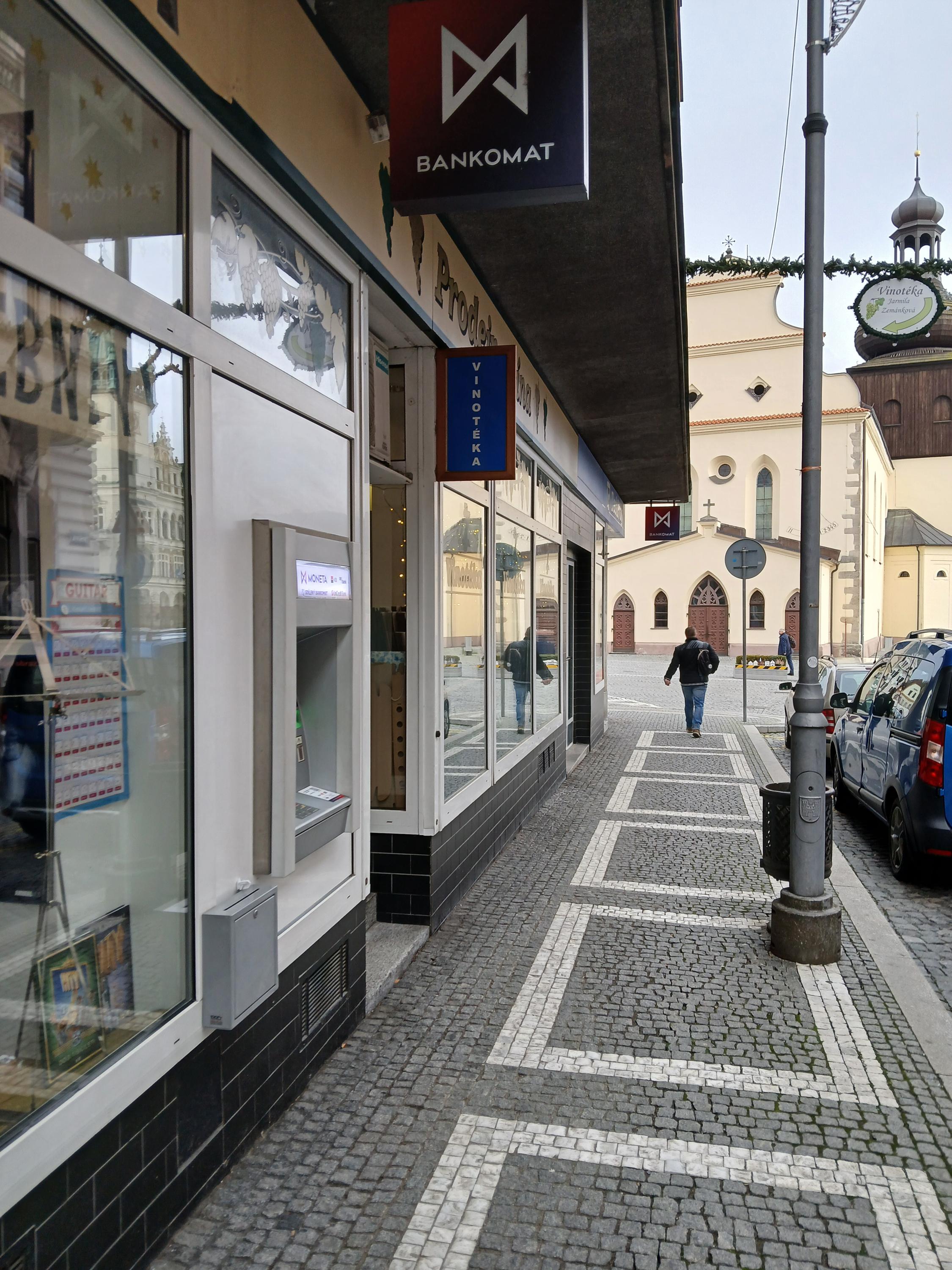 Bankomat MONETA Money Bank foto 3