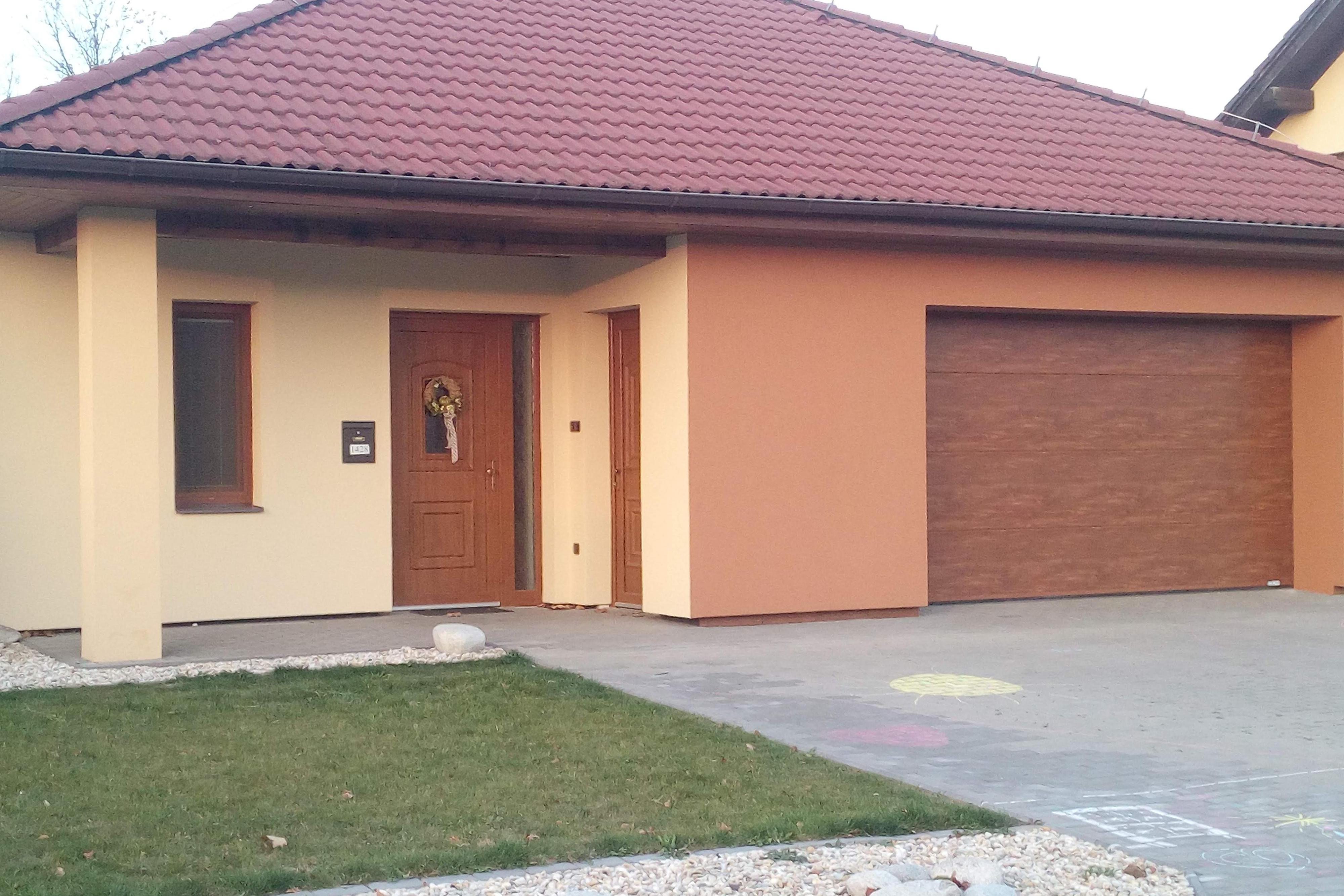 Jiří Holešinský - elektroinstalační služby