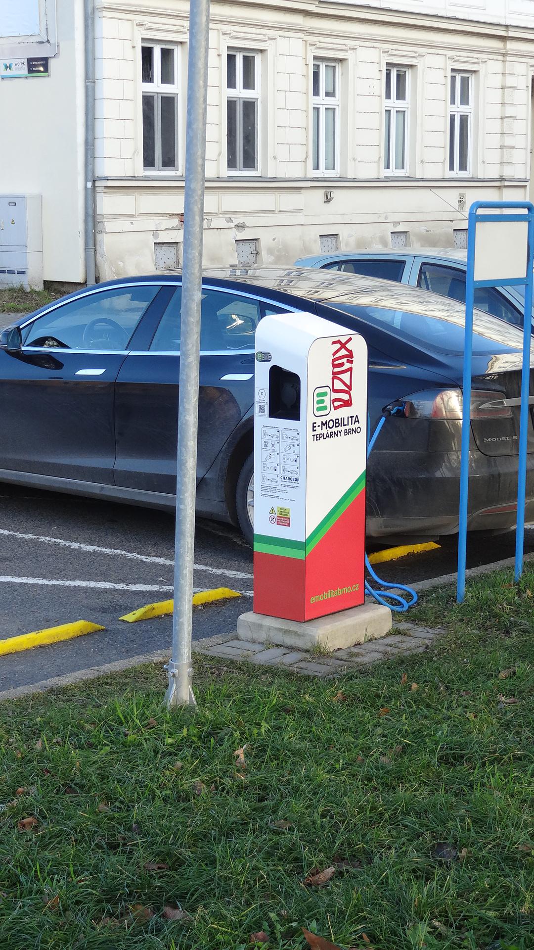 Teplárny Brno, a.s. - nabíjecí stanice foto 2