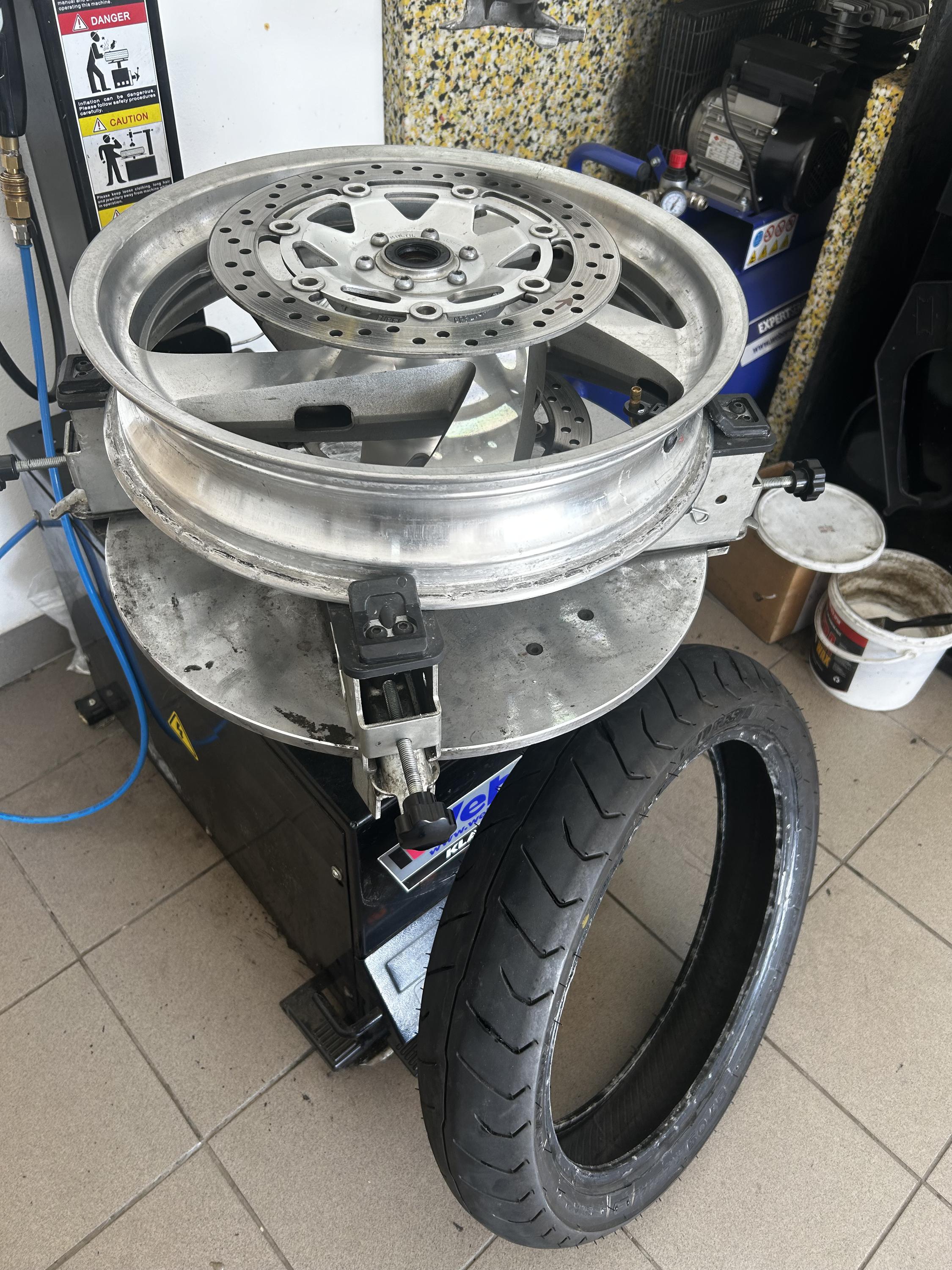 Pneuservis Jiří Prášek foto 4