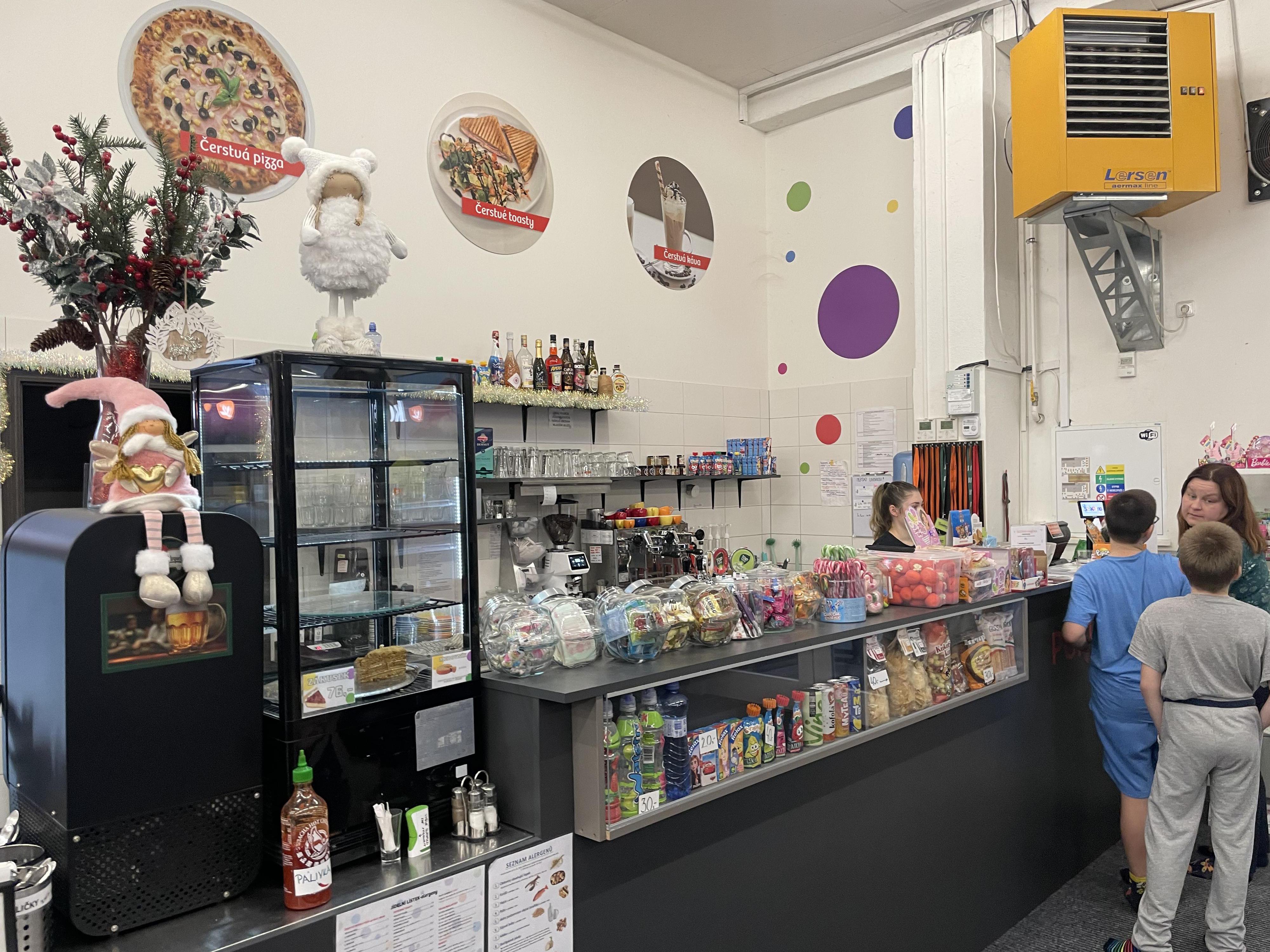 Šaškárna dětský park a kavárna foto 1