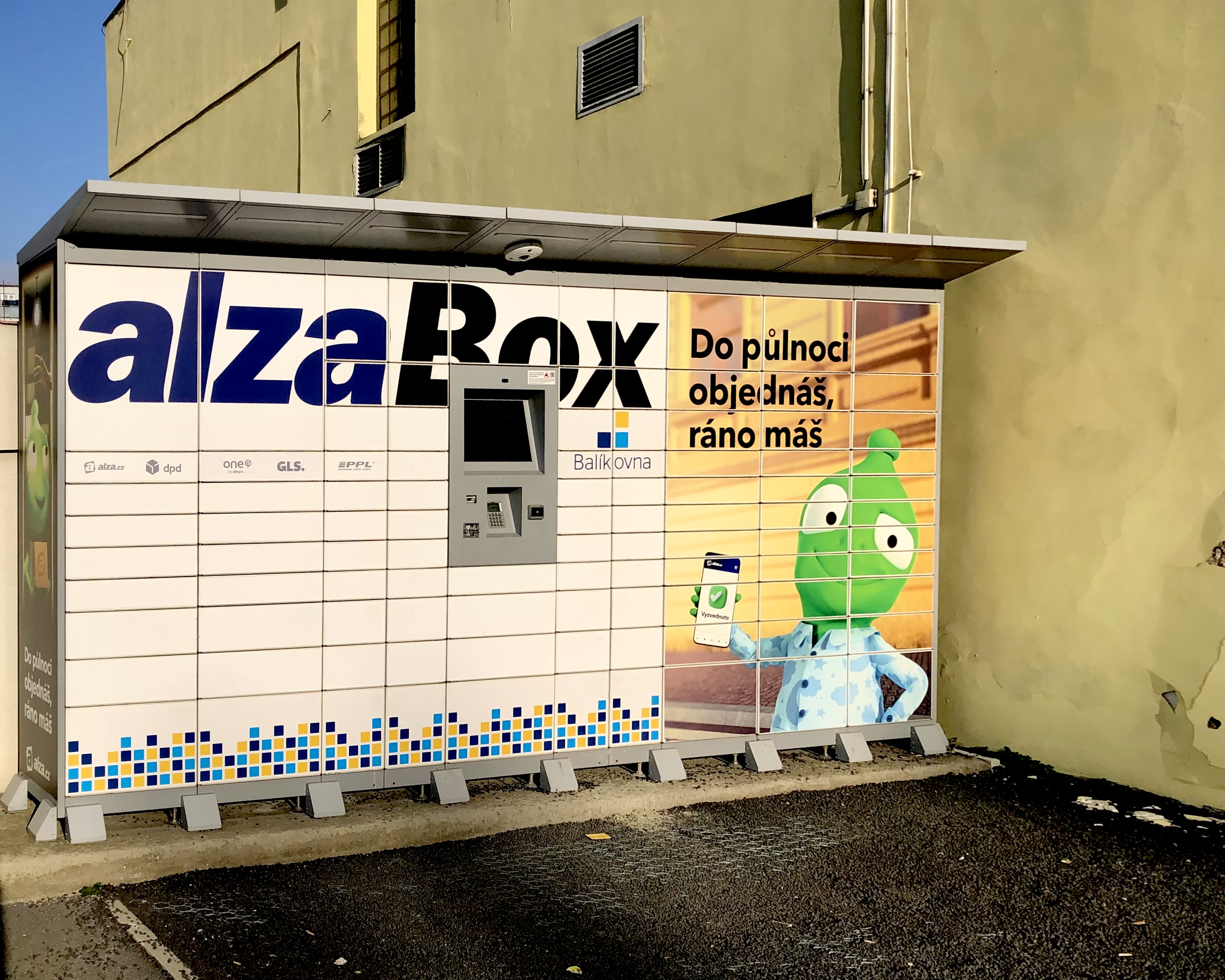 AlzaBox
