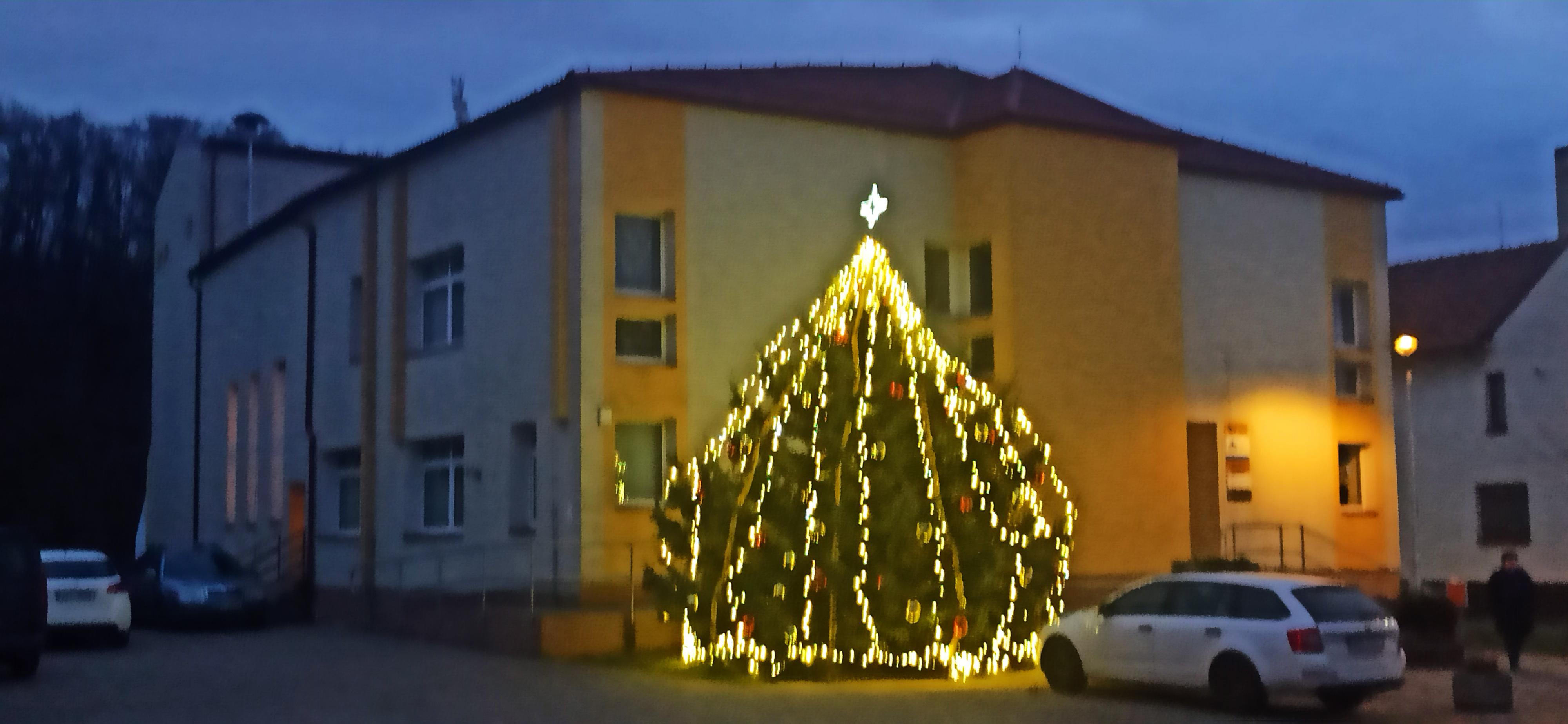 Louka - obecní úřad foto 2