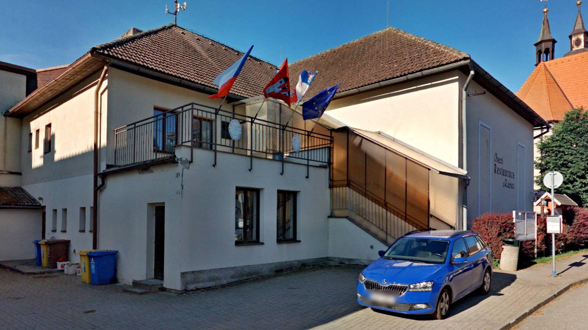 Nový Rychnov - úřad městyse foto 2