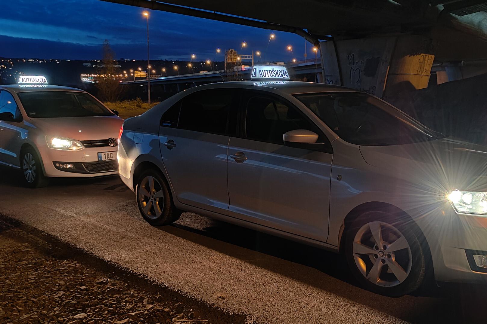 Autoškola X, s.r.o.