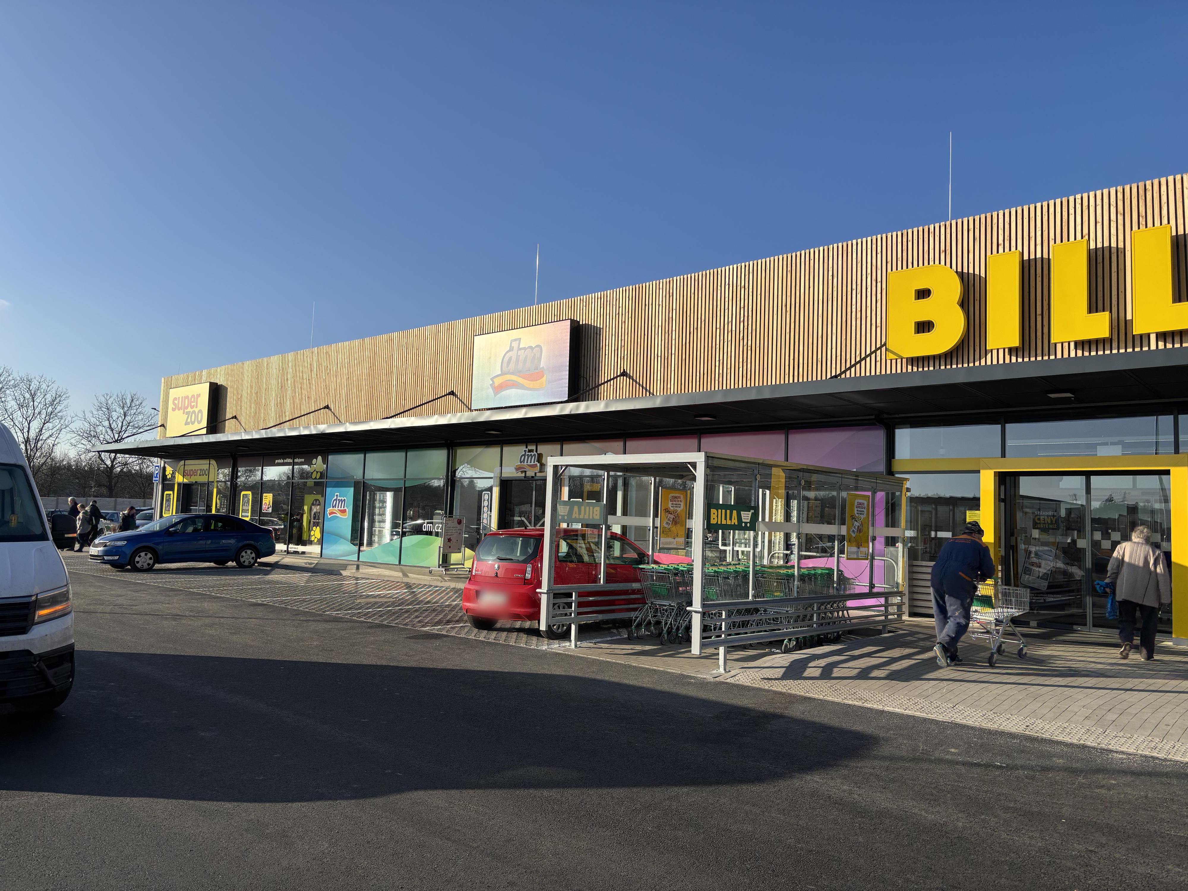 dm drogerie markt s.r.o. foto 2