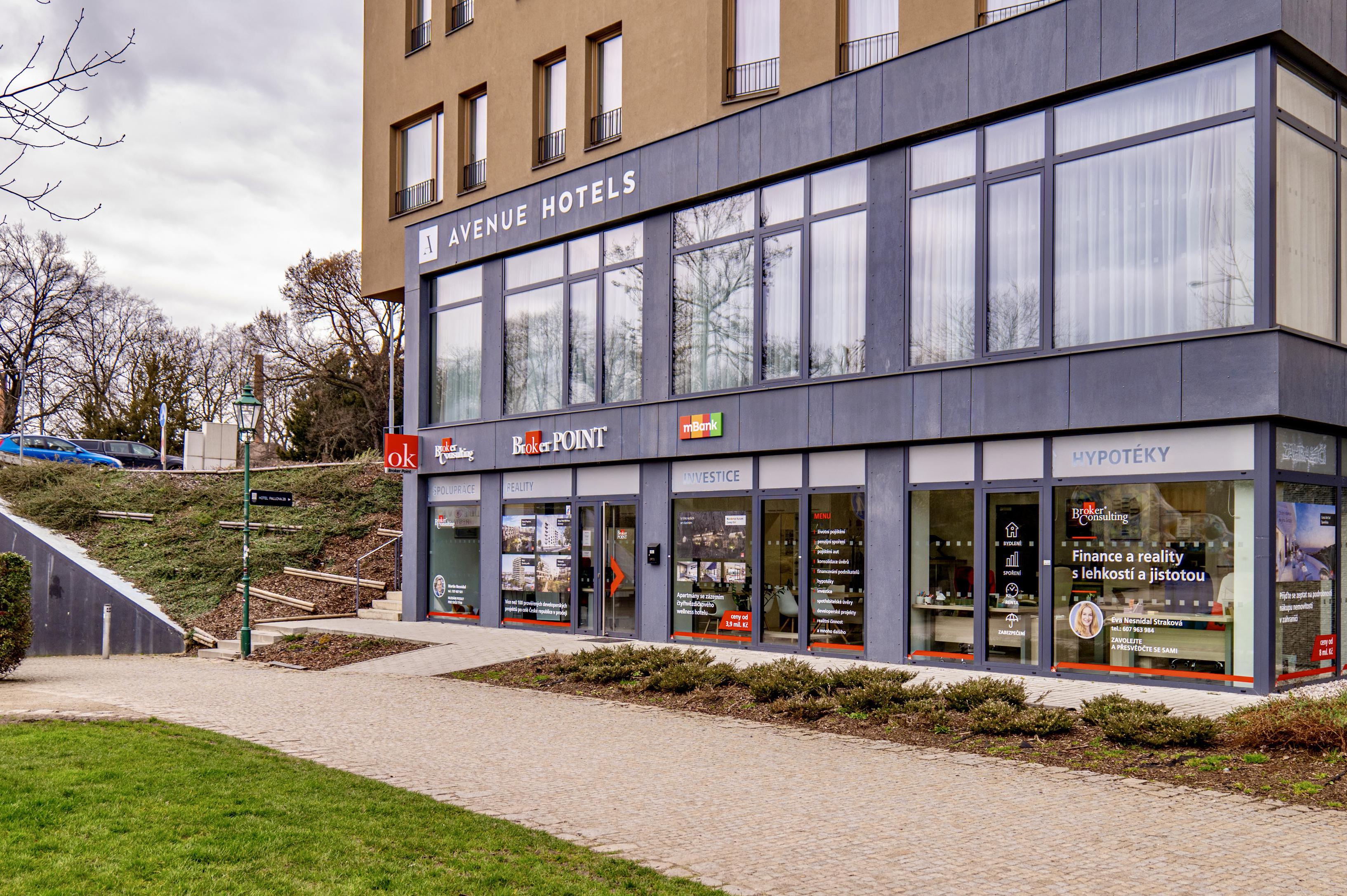 Hypoteční & realitní centrum - Martin Nesnídal