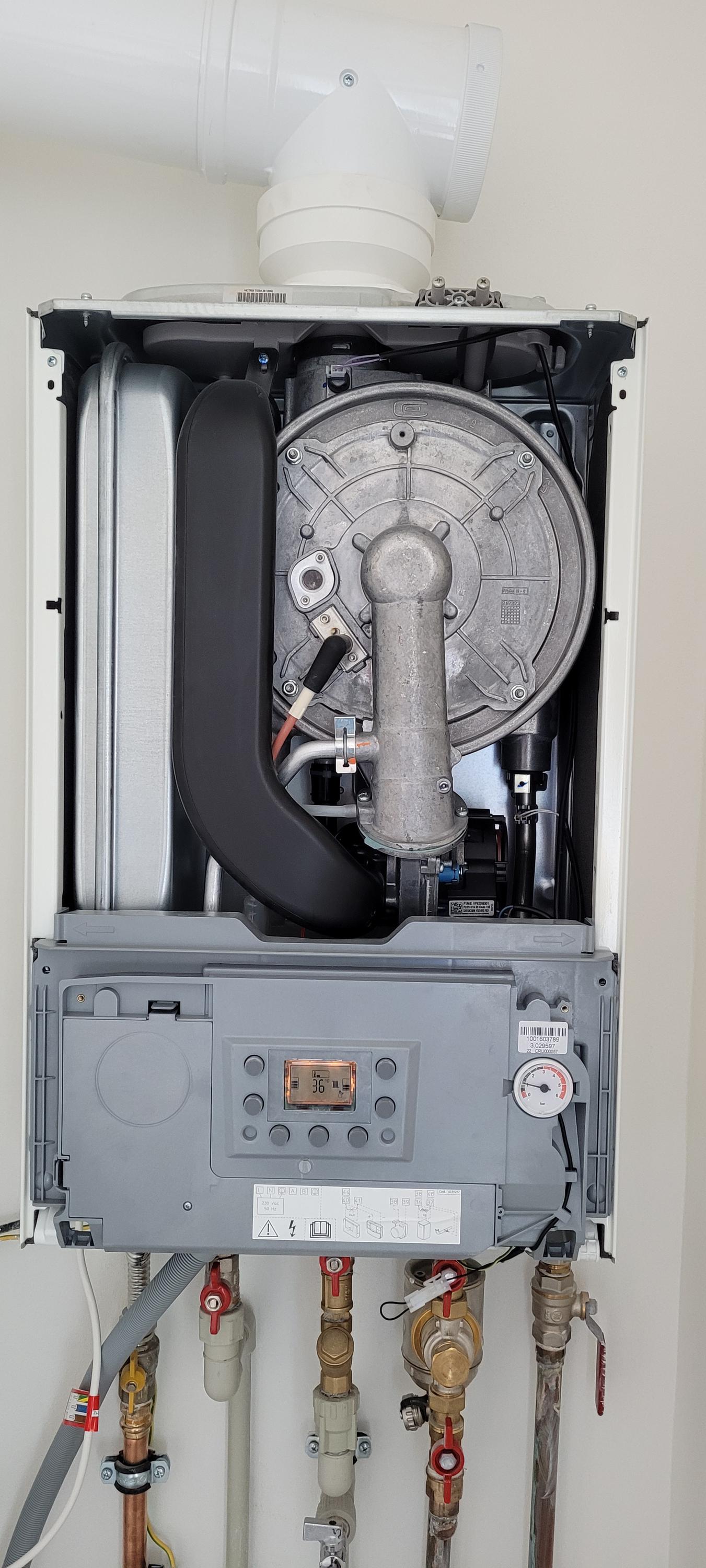 Podzimek - Plyn, Topení, Kominictví foto 5