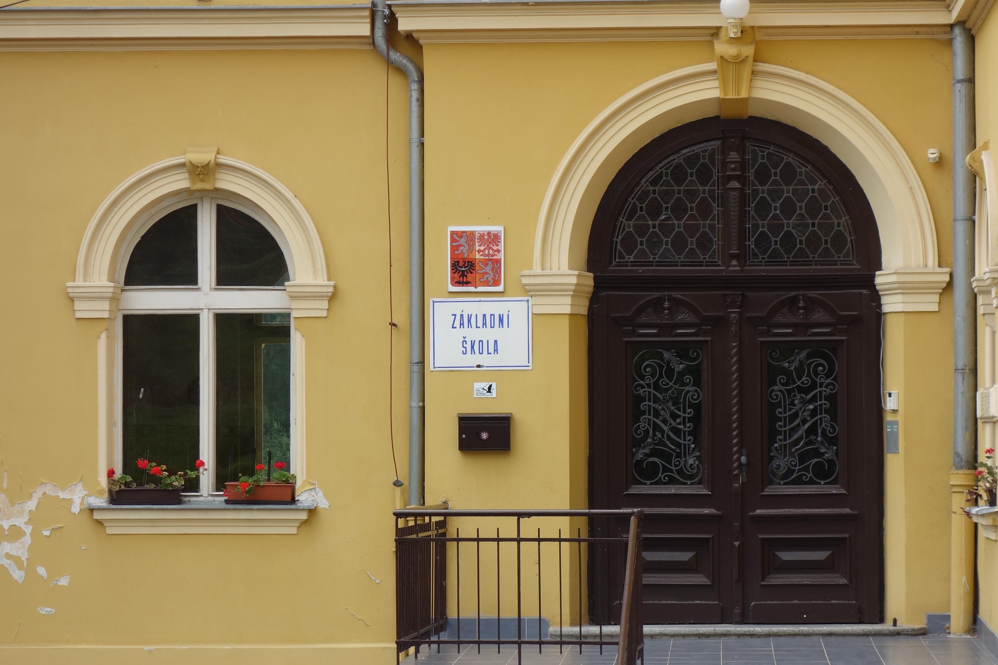 ZŠ a MŠ Kyselka foto 4