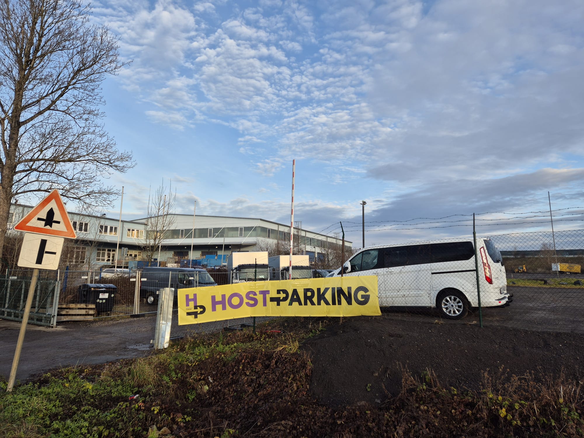 HOSTParking.cz - Parkování u letiště Praha foto 3