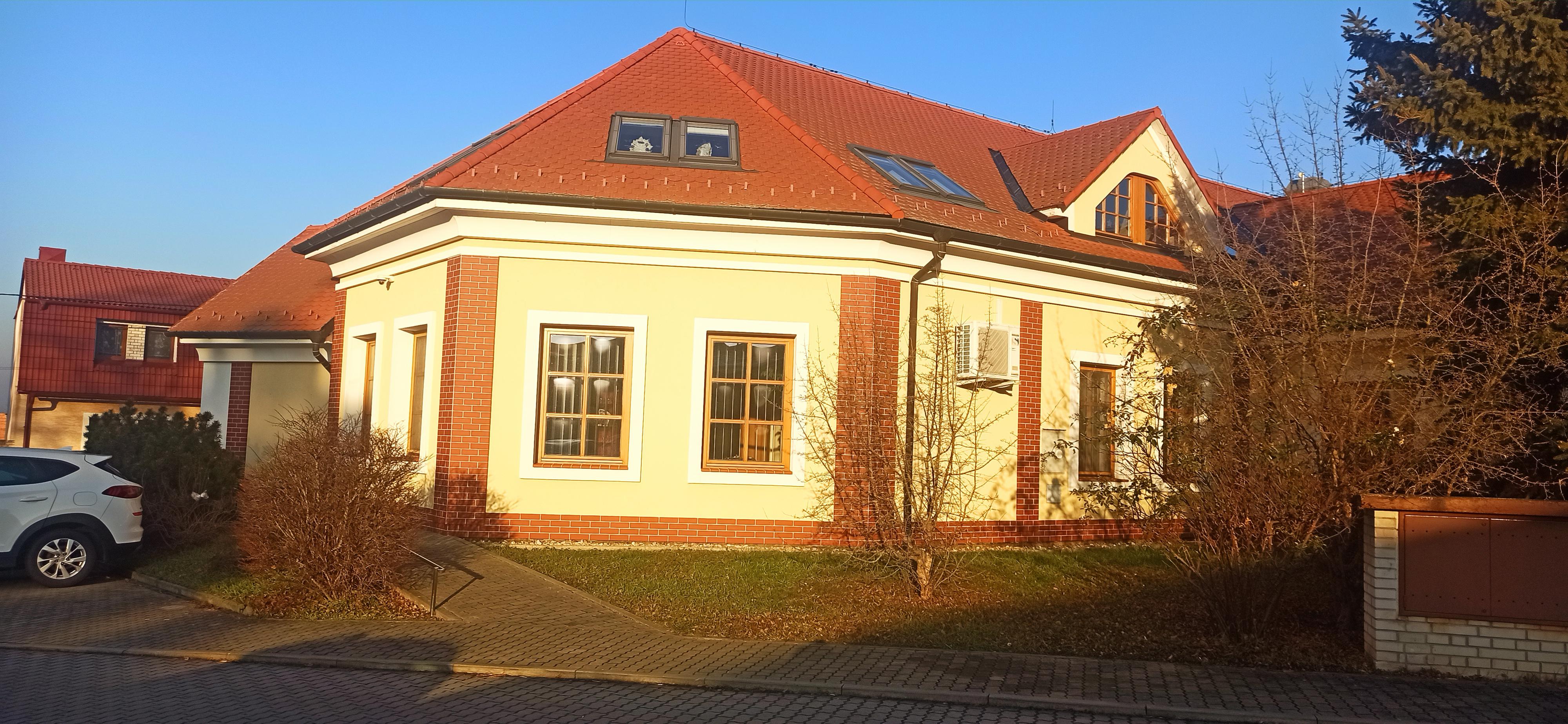 Tvarožná Lhota - obecní úřad foto 2