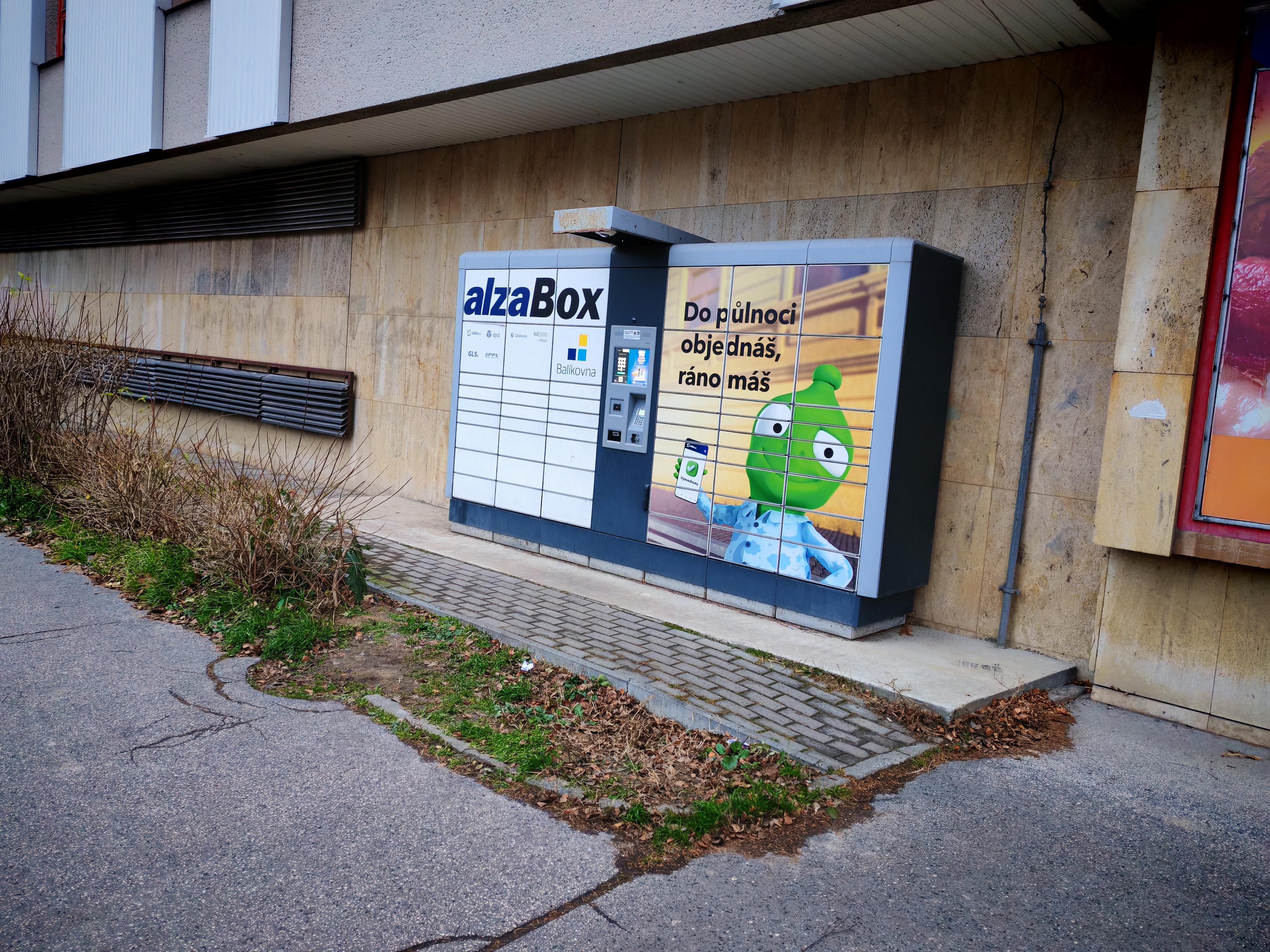 AlzaBox