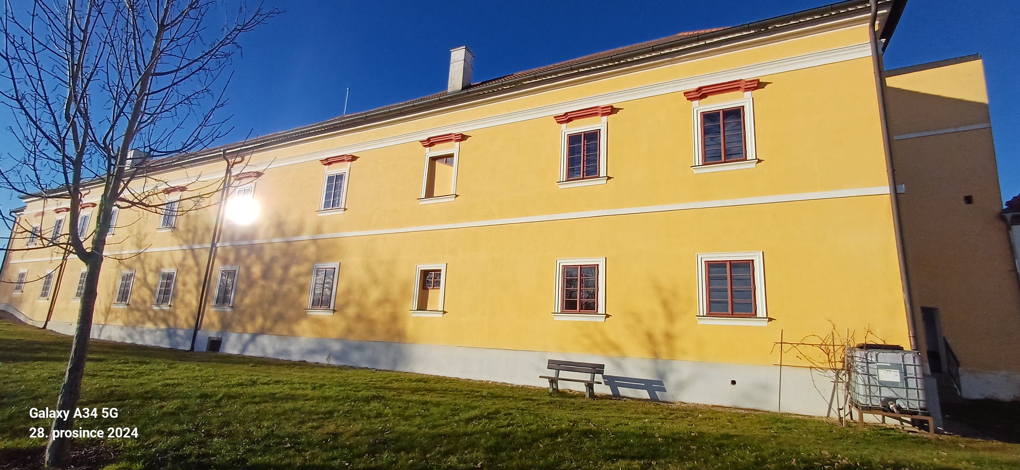 Okříšky - úřad městyse foto 5