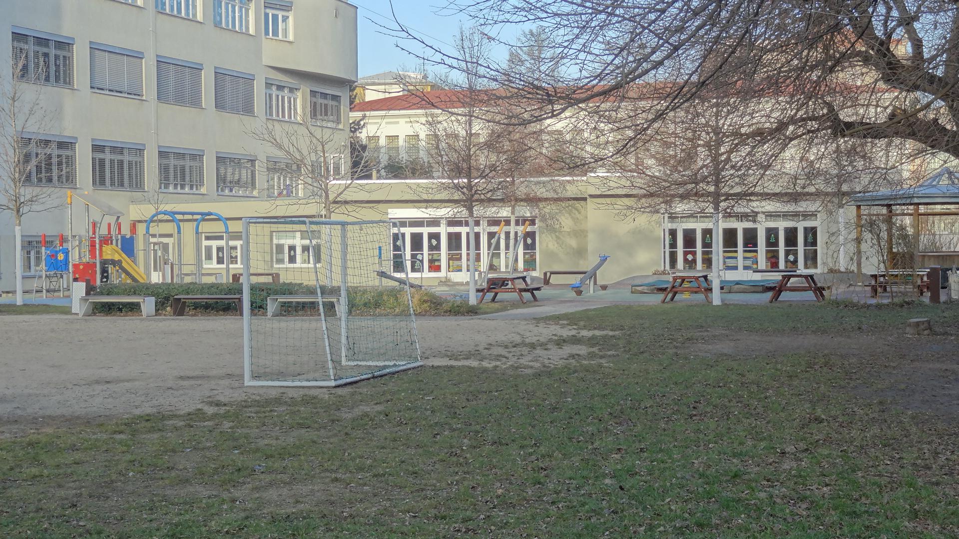 ZŠ a MŠ Brno, Křídlovická foto 3