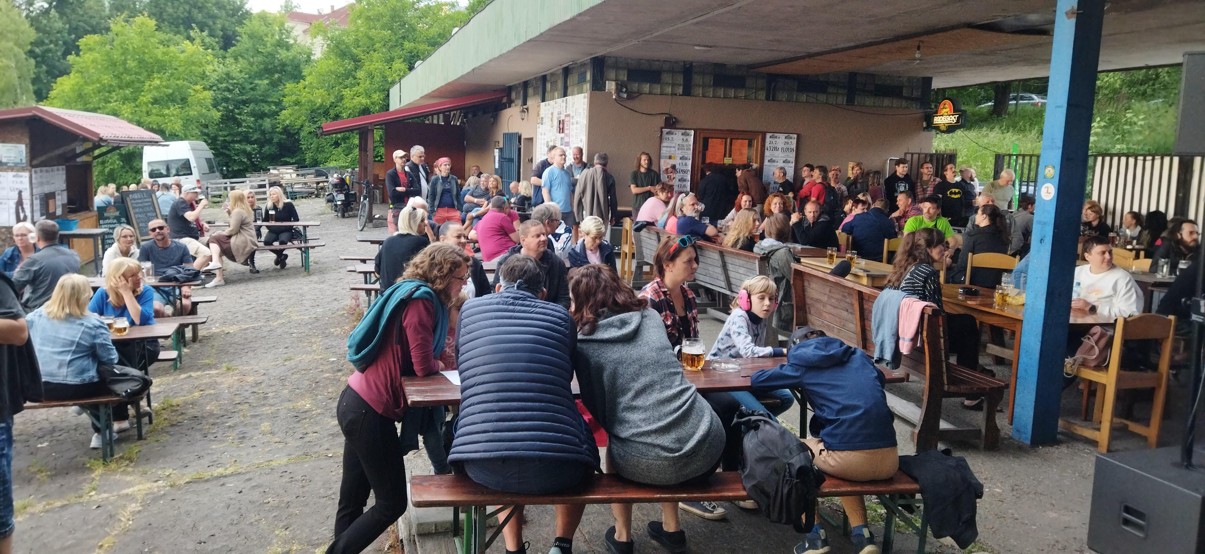 Hudební hospůdka U Arnošta foto 2